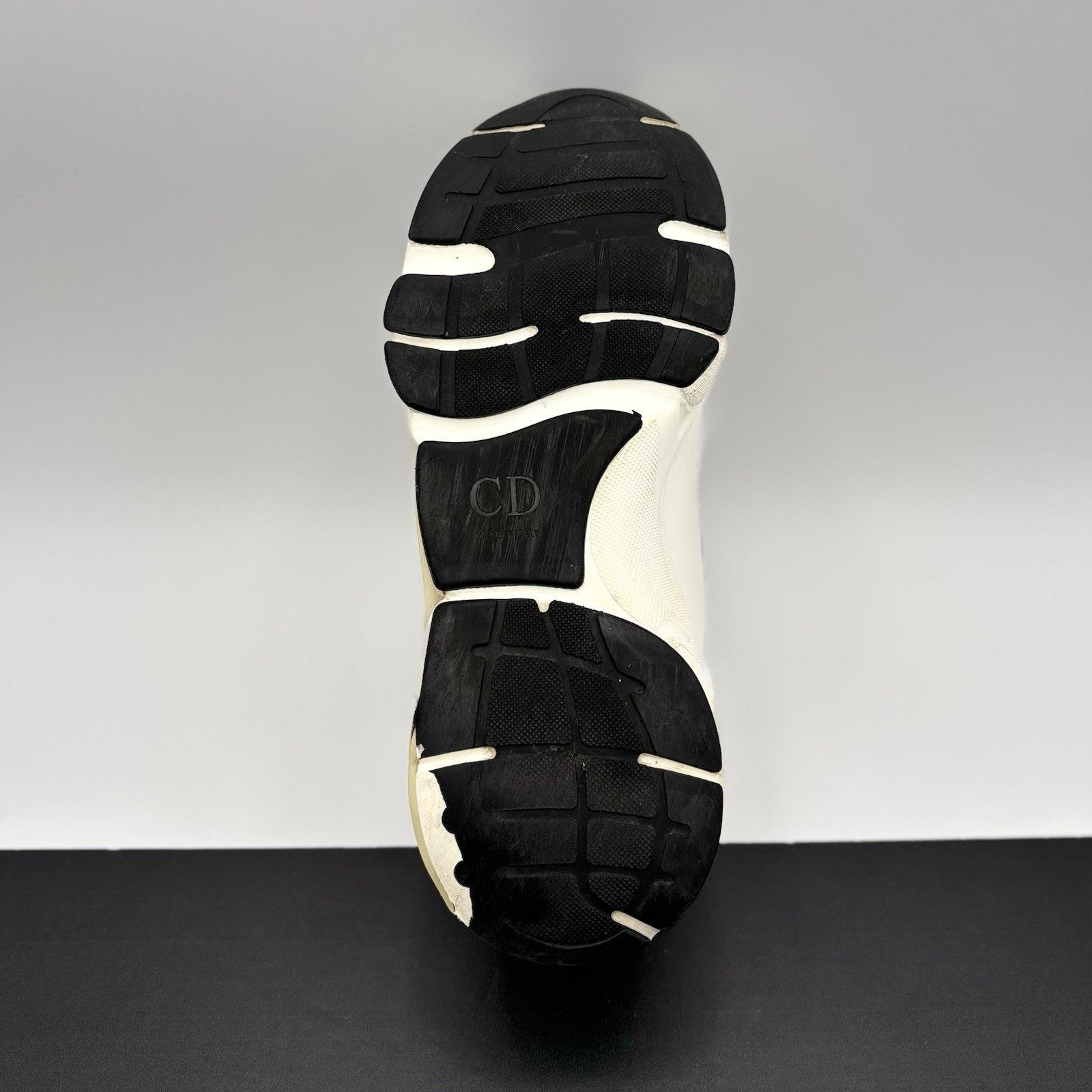 Dior Size 41 (8 US) - Dior B22 Sneaker ' White Reflective ' Size US 8 / EU 41 - 8 Thumbnail