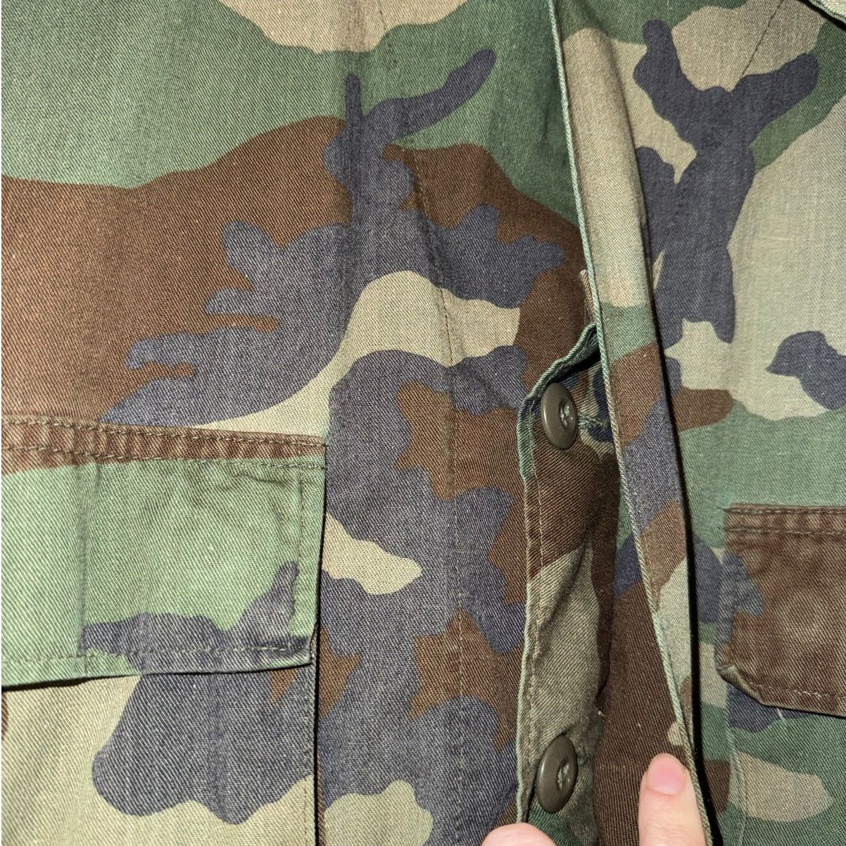 Vintage Vintage US Army Woodland Camo Combat Field Jacket Size US M / EU 48-50 / 2 - 4 Thumbnail