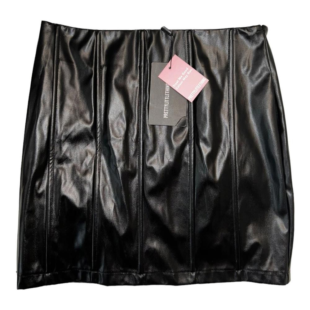 Designer PrettyLittleThing l NWT Black PU Binding Mini Skirt 6 Size 28" / US 6 / IT 42 - 3 Thumbnail