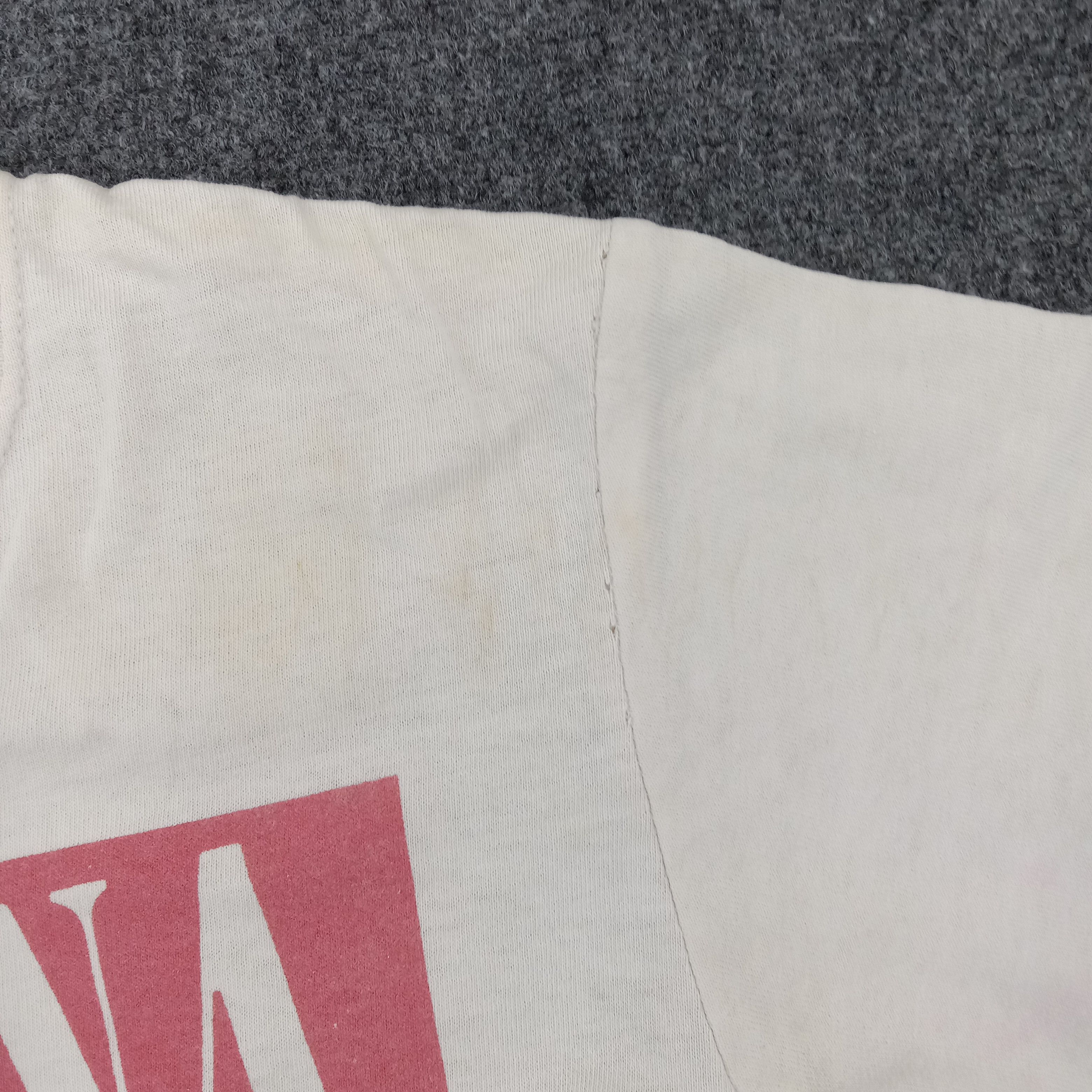 Band Tees × Nirvana × Vintage Nirvana American Grunge Band Tour Tshirt Size S / US 4 / IT 40 - 4 Thumbnail