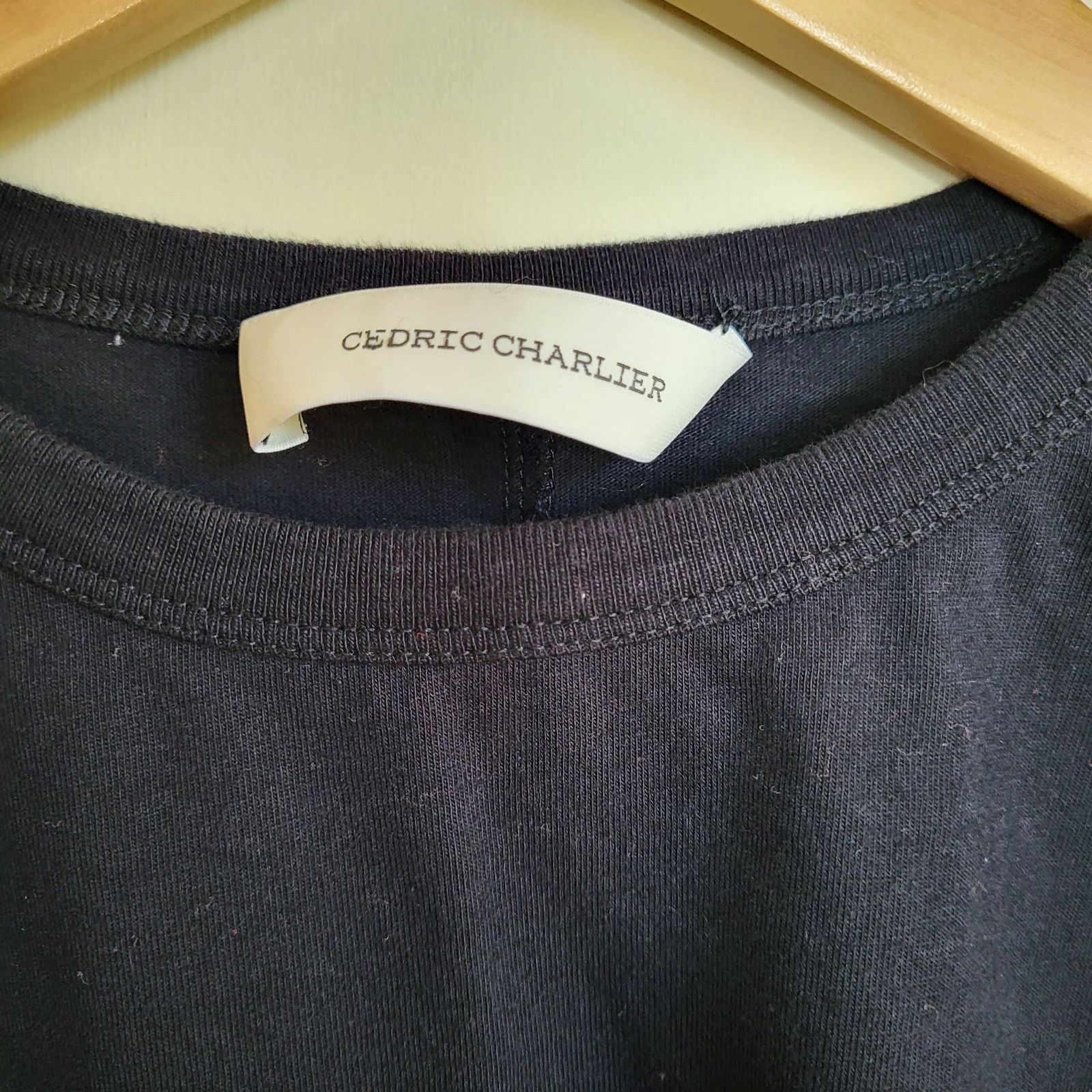 Cedric Charlier Cedric Charlier Elongated Hem Tee - Black Size M / US 6-8 / IT 42-44 - 11 Thumbnail