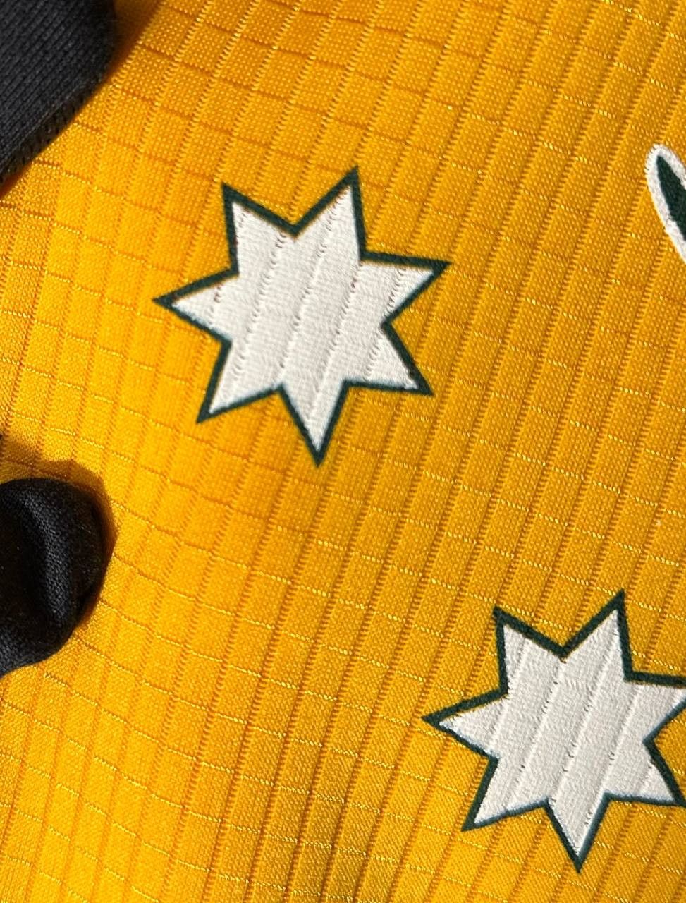 Other Australia national jersey Size US XXL / EU 58 / 5 - 6 Thumbnail