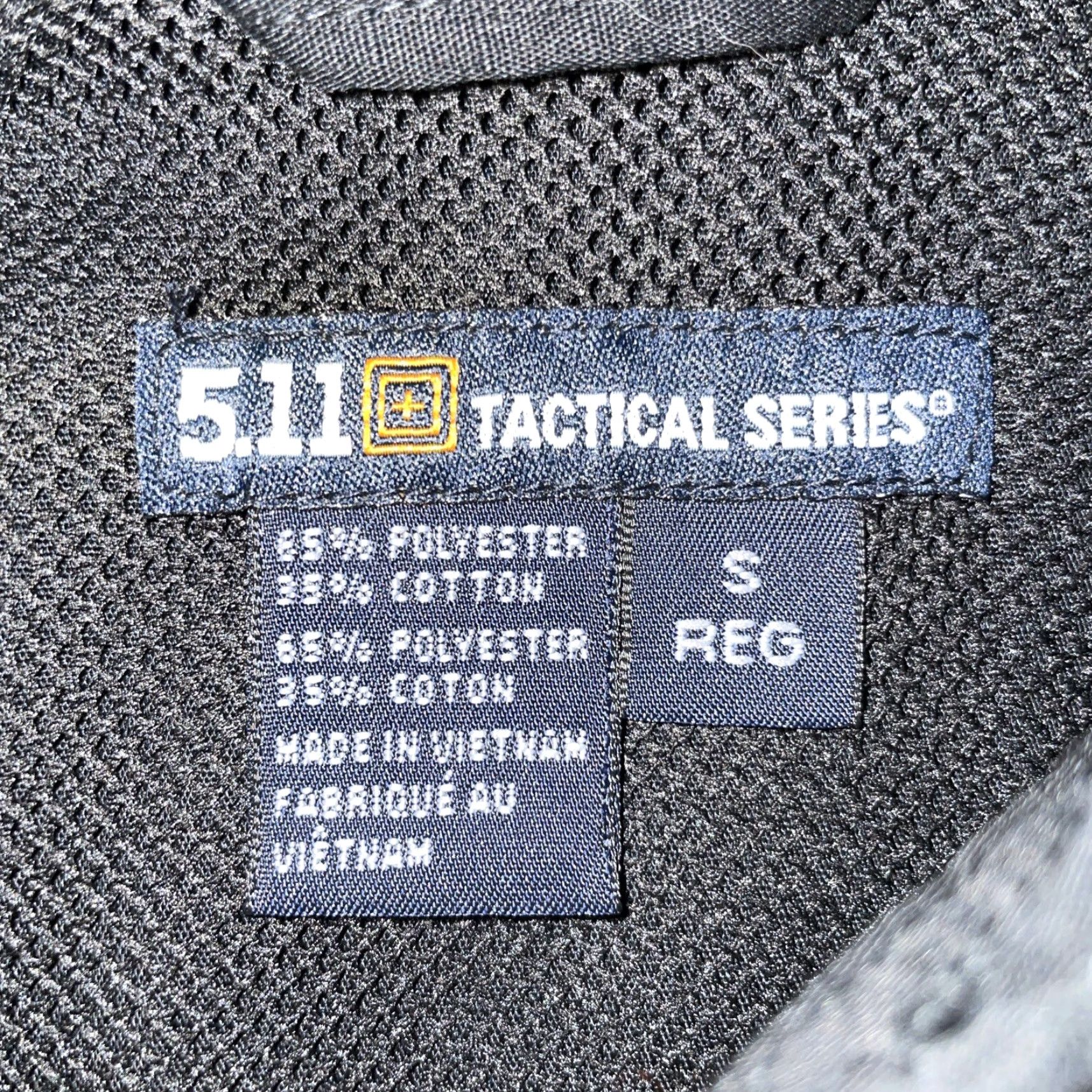 Vintage 5.11 Tactical Conceal Shirt Womens Small Black Long Sleeve Cap Sleeve Button-Up Shirt Women S Mens? Size S / US 4 / IT 40 - 3 Thumbnail