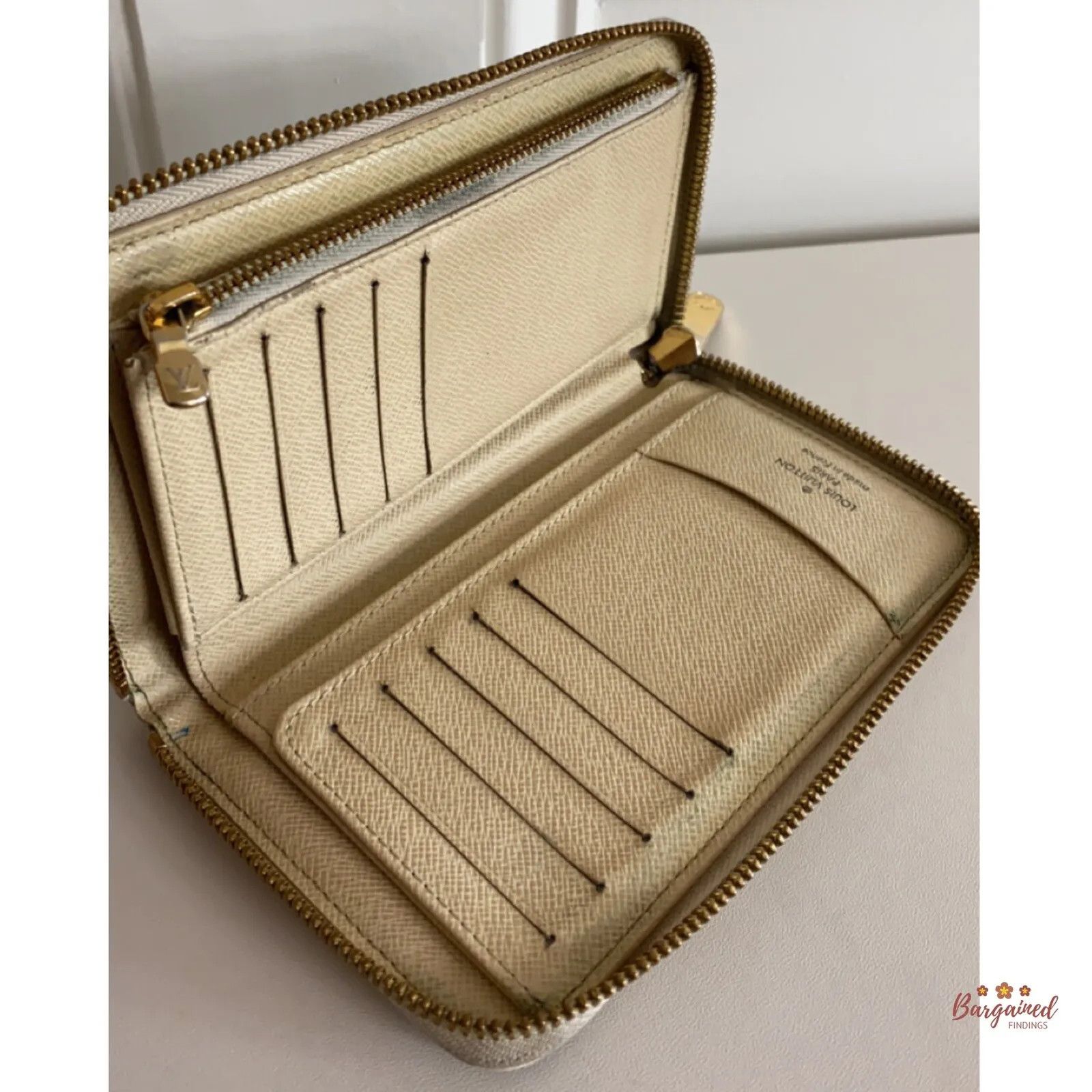 Louis Vuitton Louis Vuitton Damier Azur Canvas Leather Zippy Wallet Size ONE SIZE - 9 Thumbnail