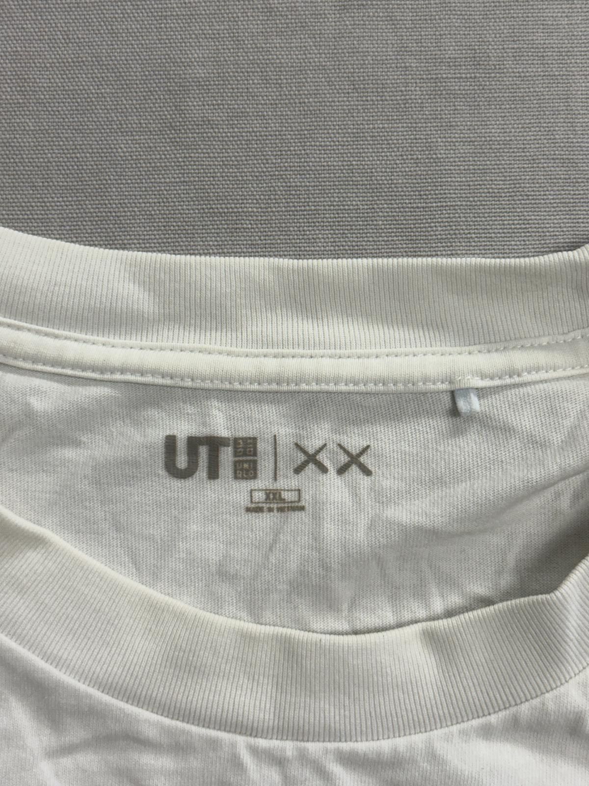 Other Kaws x Sesame Street T-shirt Sesame St XX Elmo Uniqlo XXL Size US XXL / EU 58 / 5 - 4 Thumbnail