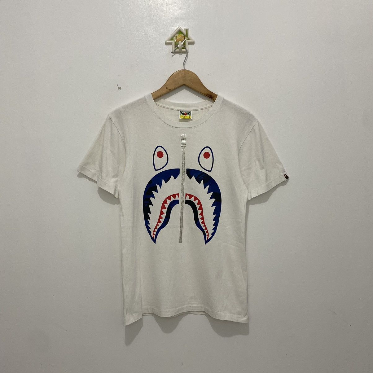 Bape Camo Shark Tee Size US S / EU 44-46 / 1 - 1 Thumbnail