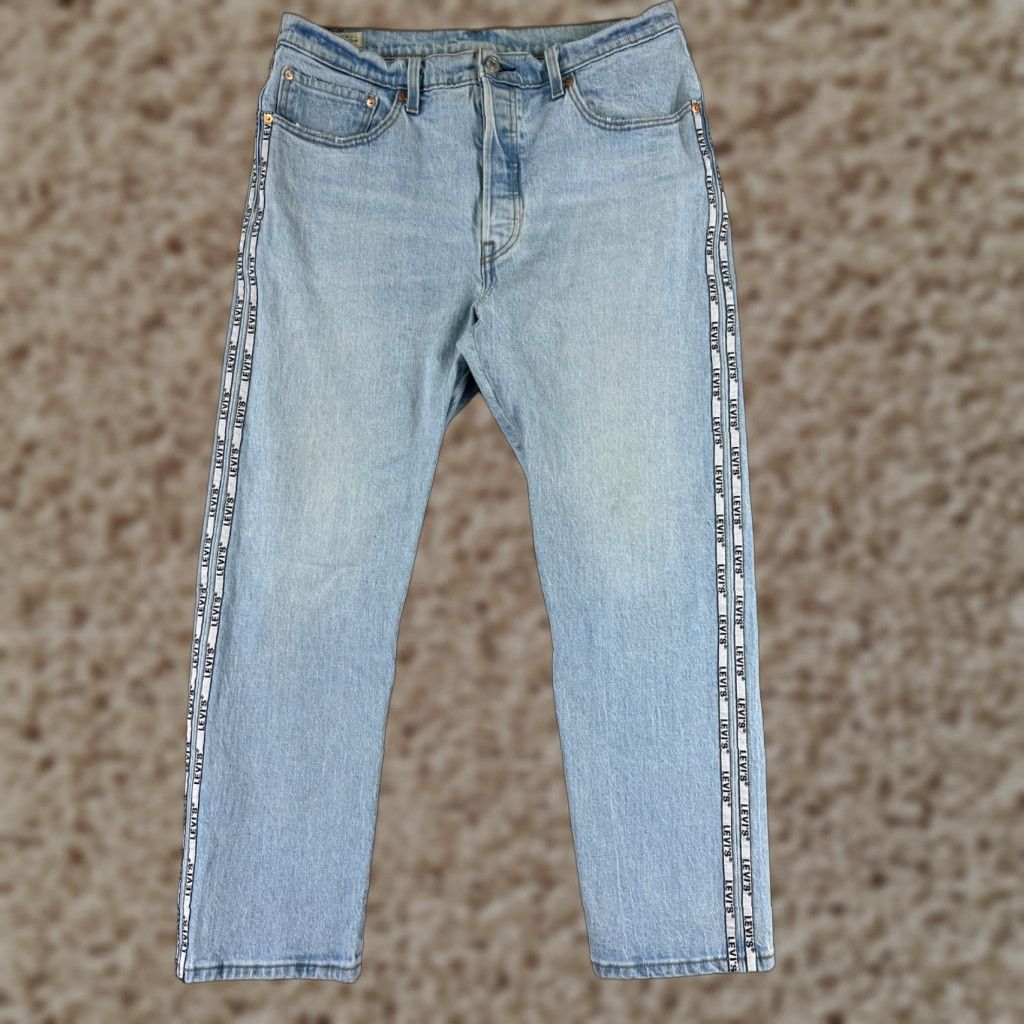 Levi's Levi's 501 Jeans Women's Blue Denim Skinny 32x25 Levi's 501 Series Retro Vintage-Style Button Fly Distressed Stretch Regular Five-Pocket Denim Pants Size 24" / US 00 / IT 34 - 1 Thumbnail