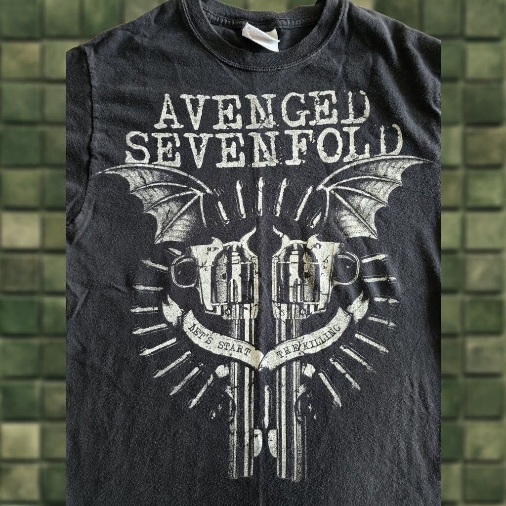Hanes VINTAGE Avenged Sevenfold Bat Guns Tshirt Black Adult Small Gender Neutral Y2k Size US S / EU 44-46 / 1 - 1 Thumbnail