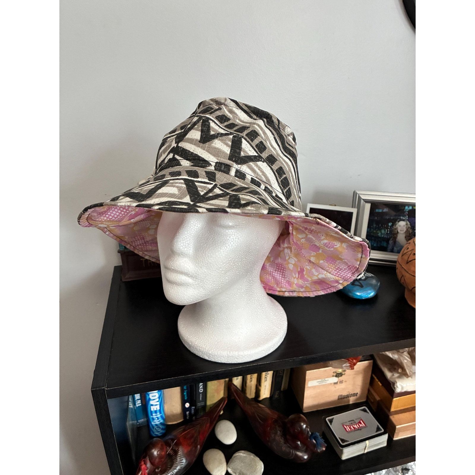 Other Bucket Hat Medium | Tribal Print with Pink Floral Lining Size ONE SIZE - 8 Thumbnail