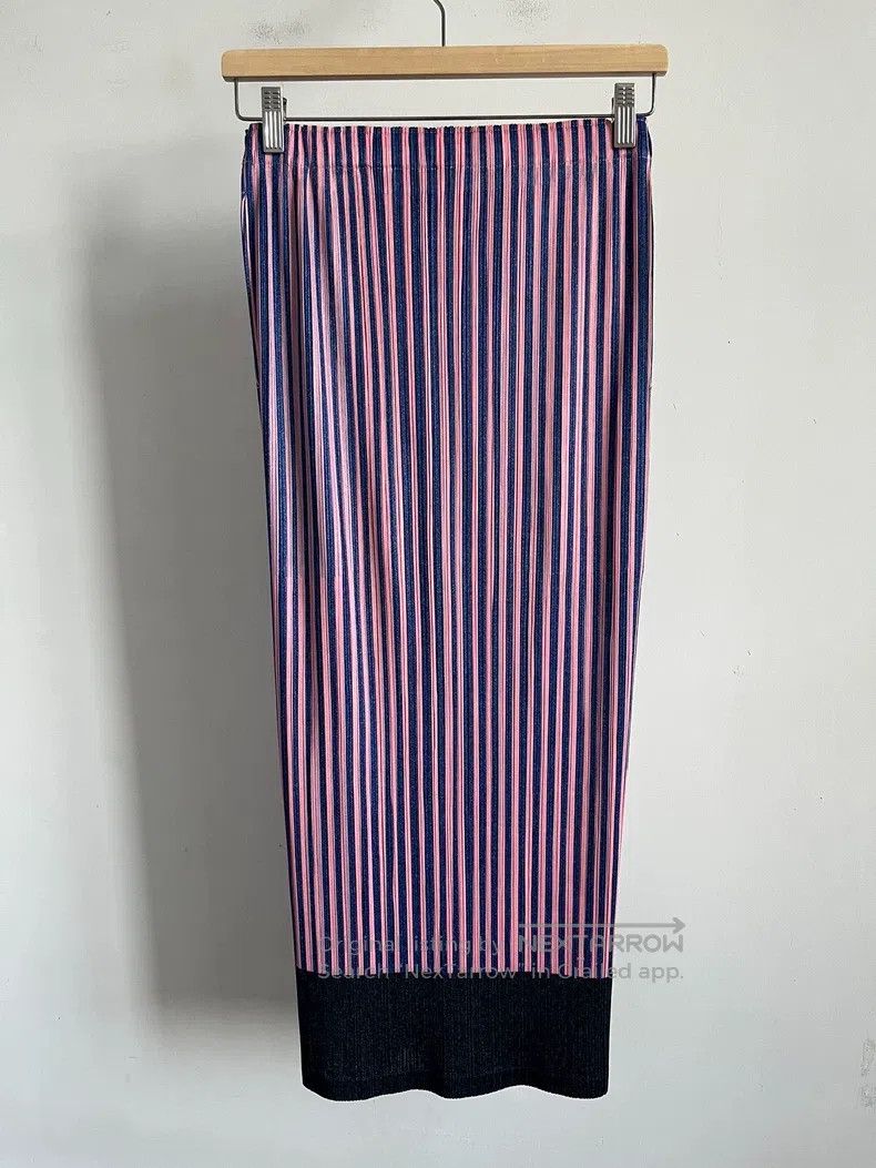 Issey Miyake Issey Miyake size:5 Purple Midi Skirt Size 22" - 2 Thumbnail