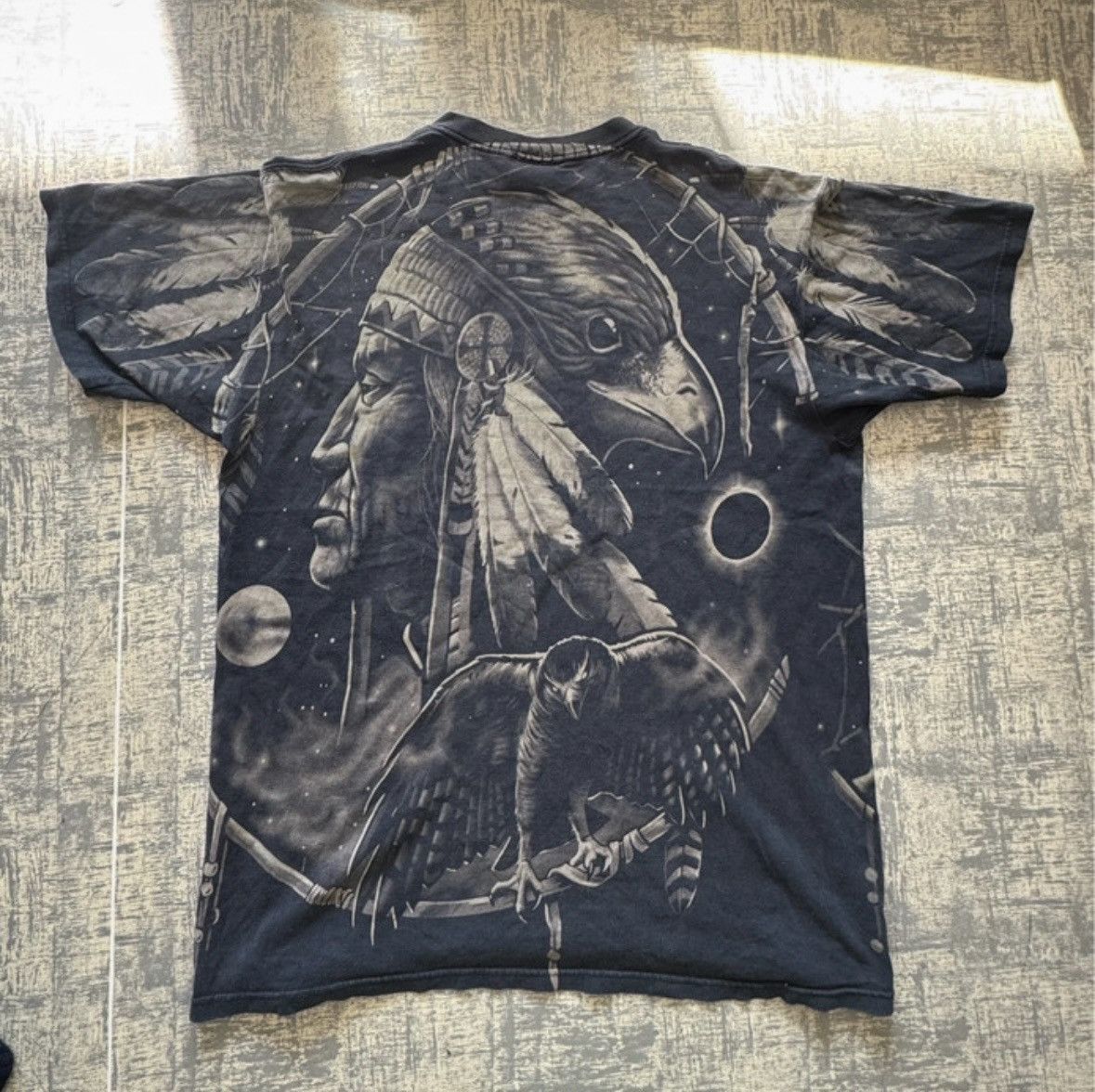 Band Tees × Liquid Blue × Vintage Vintage 1993 Liquid Blue Indian Chief Wolf Over print Tee Size US L / EU 52-54 / 3 - 5 Thumbnail