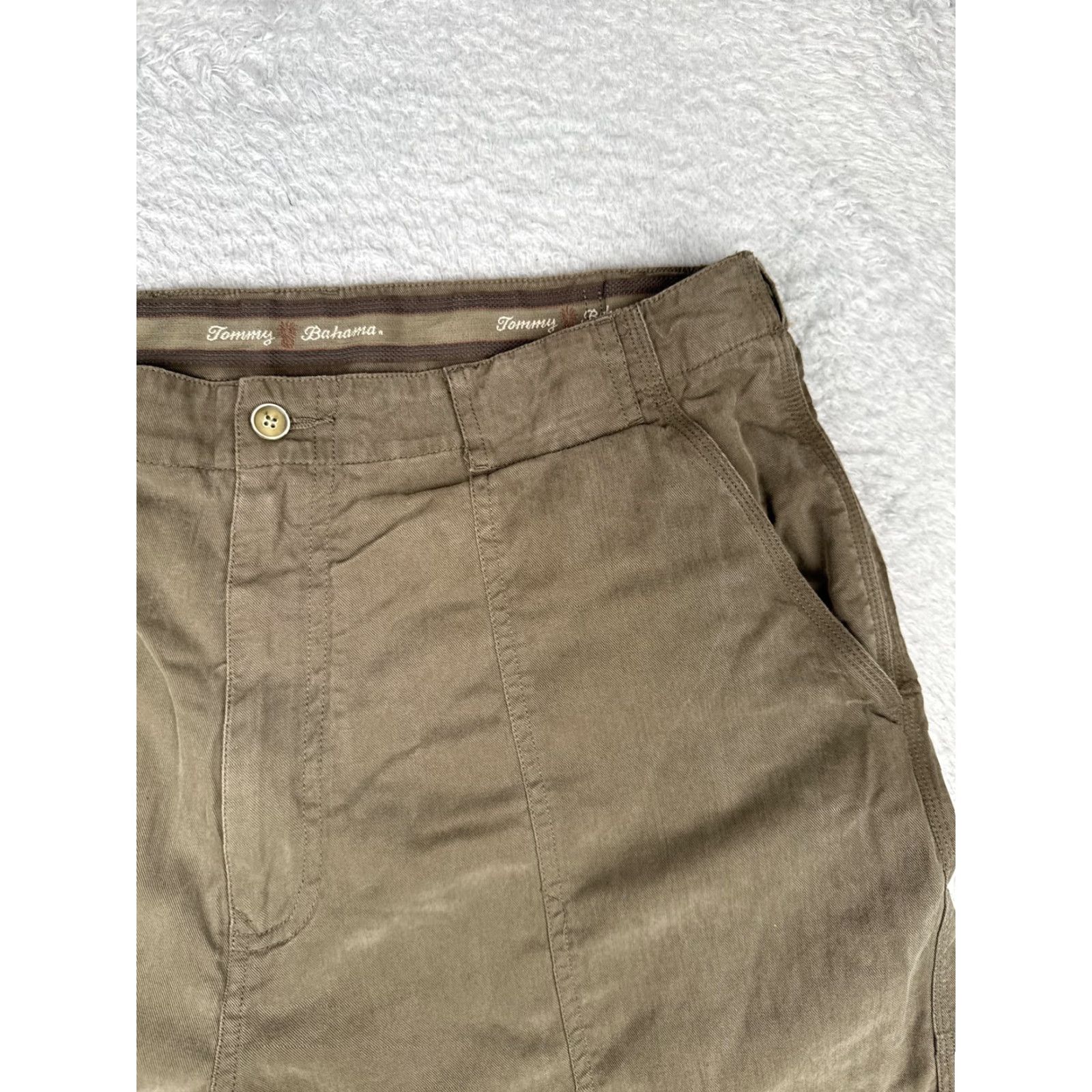 Tommy Bahama Tommy Bahama Shorts Mens 38 Flat Front Brown Khaki Chino Zip Fly Pockets Casual Size US 38 / EU 54 - 5 Thumbnail
