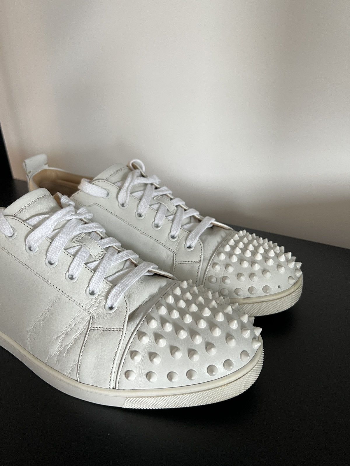 Christian Louboutin Christian Louboutin Low top White Toe Spikes Sneaker Size US 9 / EU 42 - 7 Thumbnail