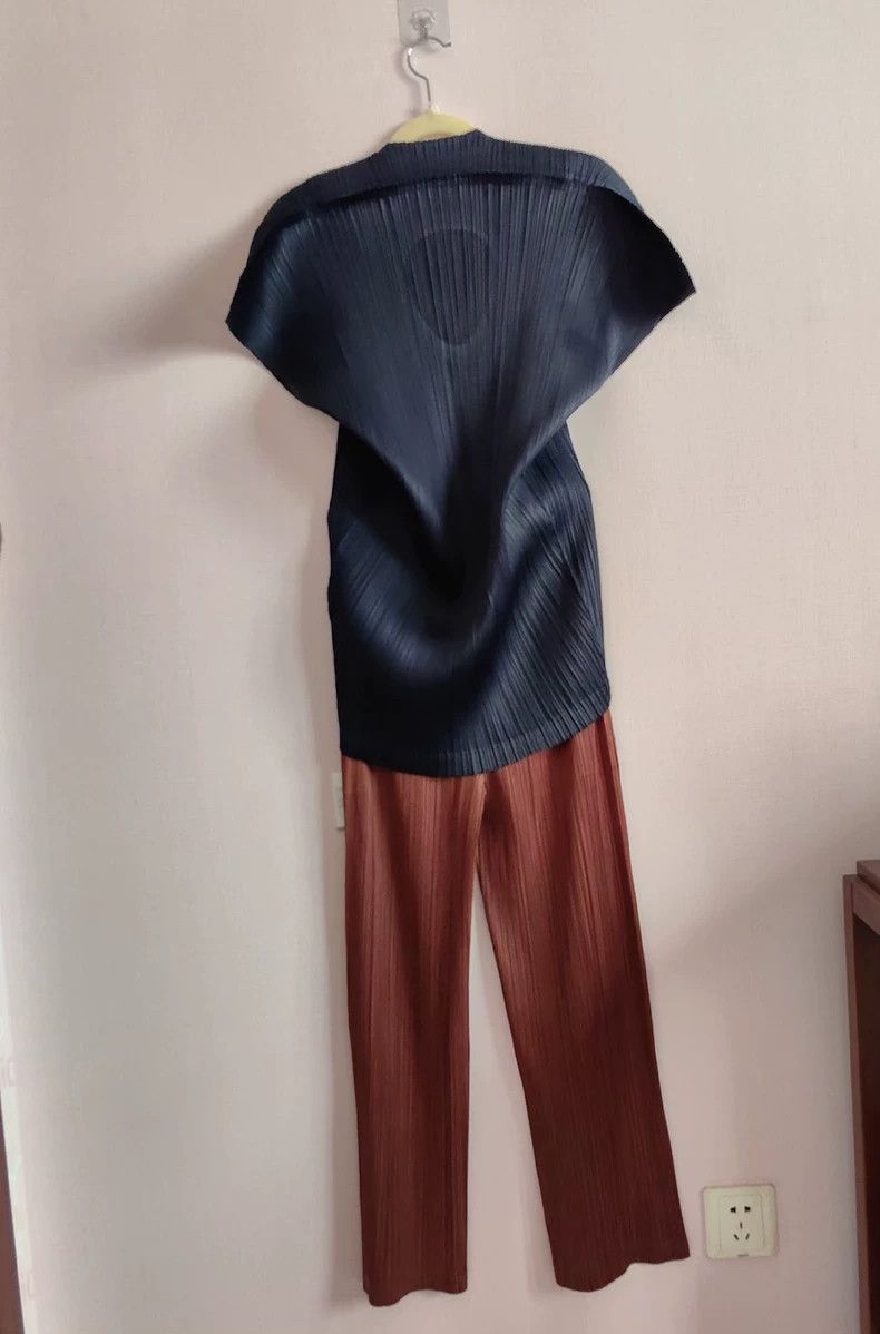 Issey Miyake Issey Miyake size:one size Navy blue space rock short-slee Size S / US 4 / IT 40 - 3 Thumbnail