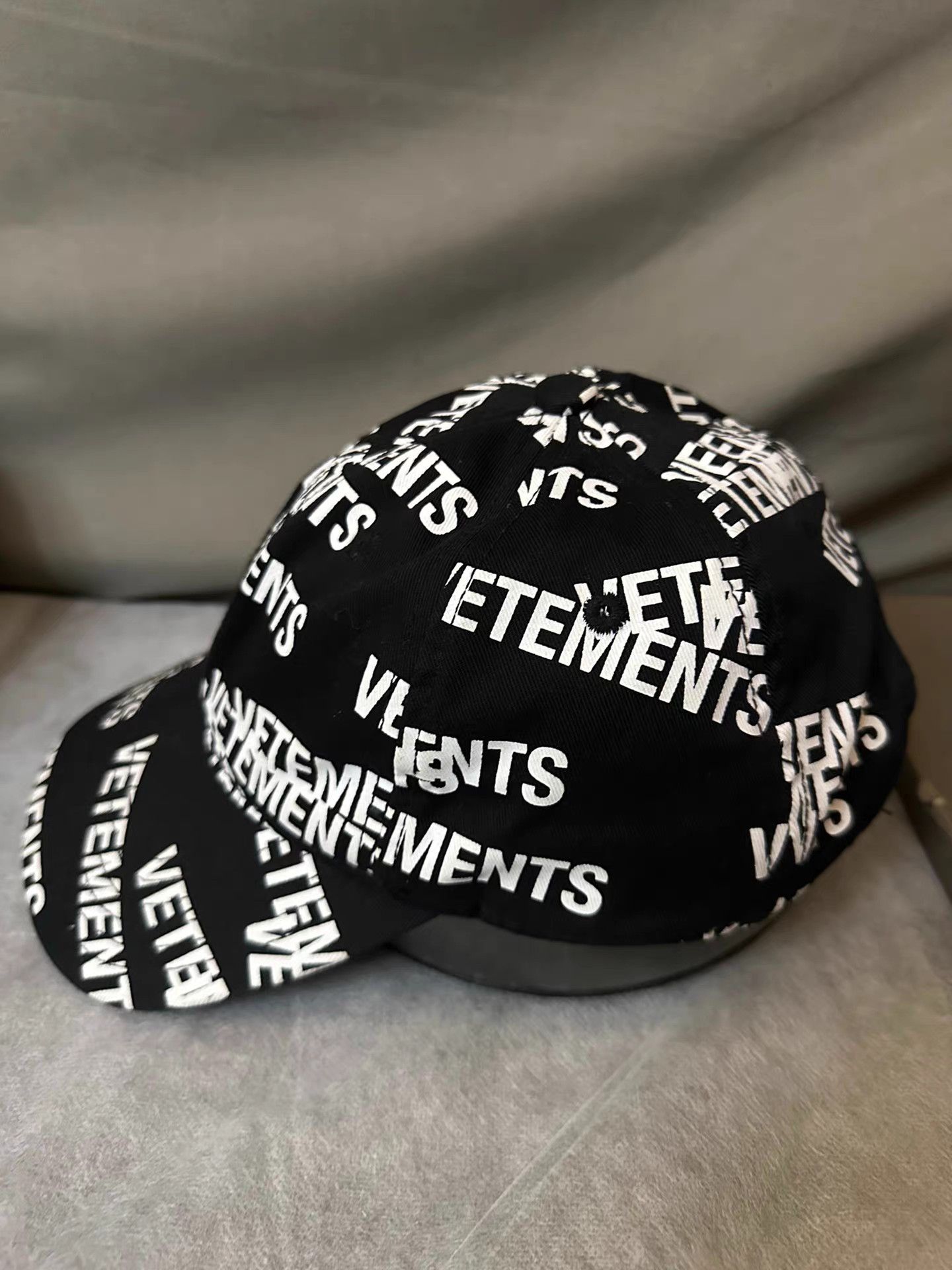 Vetements Vetements Text Logo Cap Size ONE SIZE - 3 Thumbnail