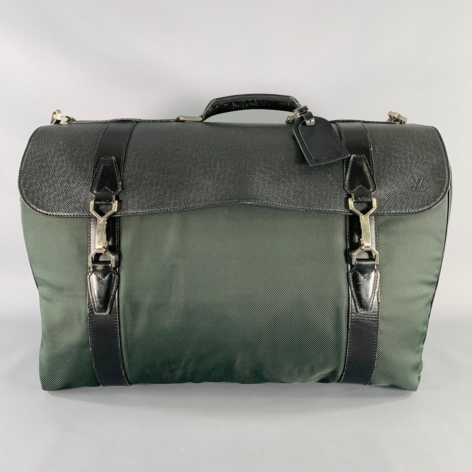 Louis Vuitton Taiga Portable Gibeciere Ardoise Two Tone Nylon Leather Size ONE SIZE - 1 Thumbnail