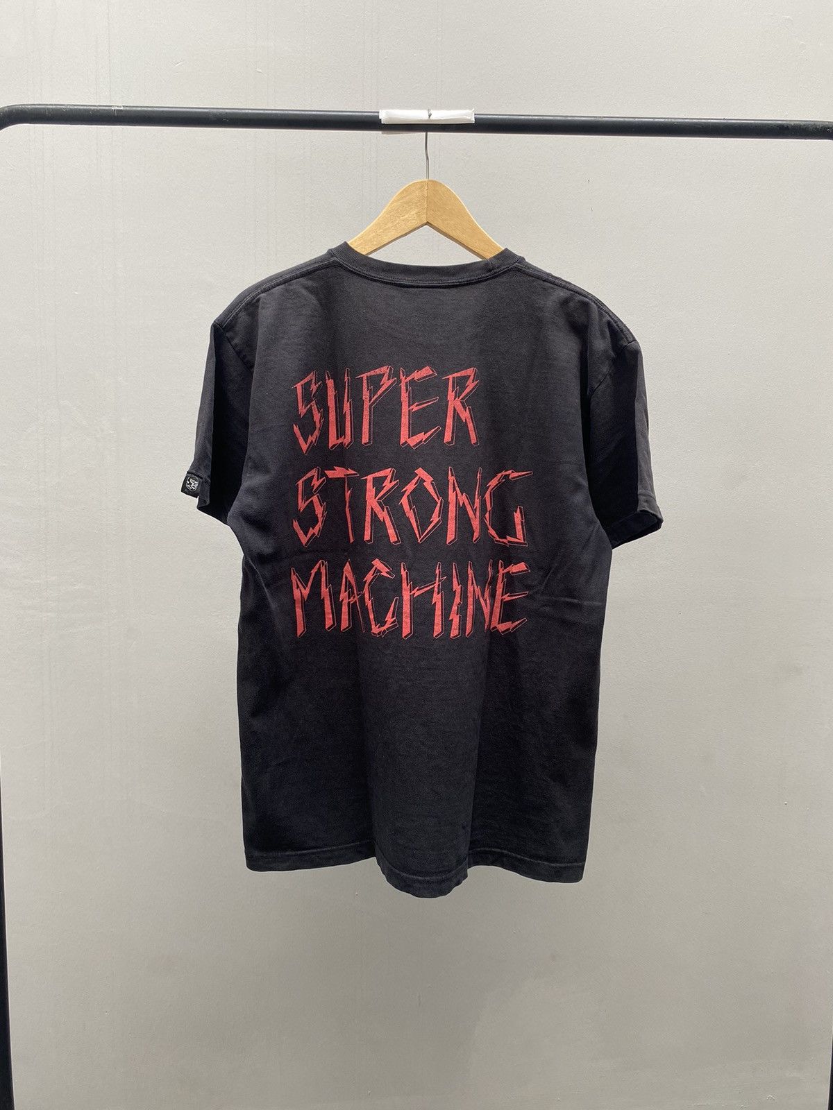 Vintage Super Strong Machine T Shirt Sun Faded Distressed Size US L / EU 52-54 / 3 - 2 Thumbnail