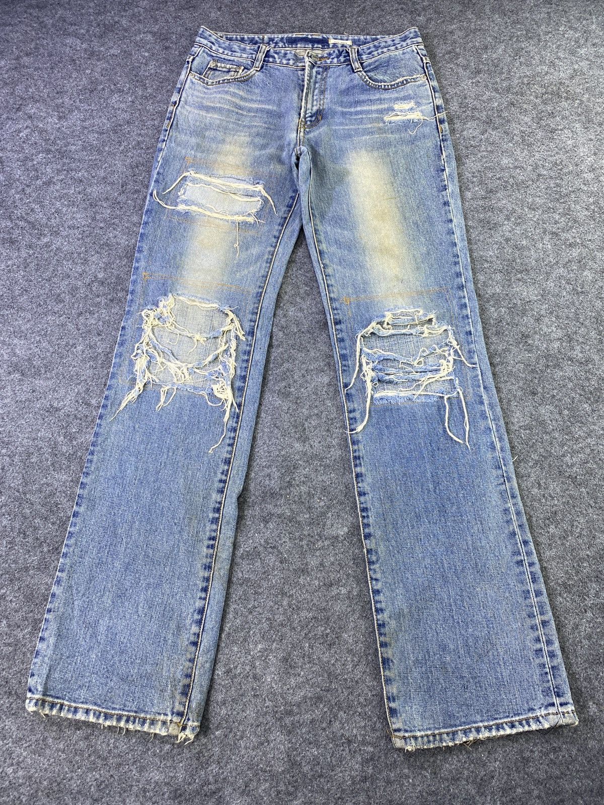 Japanese Brand × Jean Hard Edge Distressed Blue Wash Jeans - J965 Size US 30 / EU 46 - 2 Thumbnail