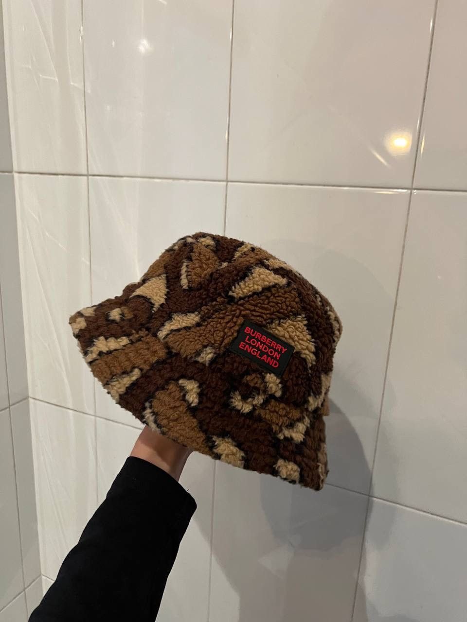 Burberry Burberry monogram sherpa bucket hat Size ONE SIZE - 1 Thumbnail