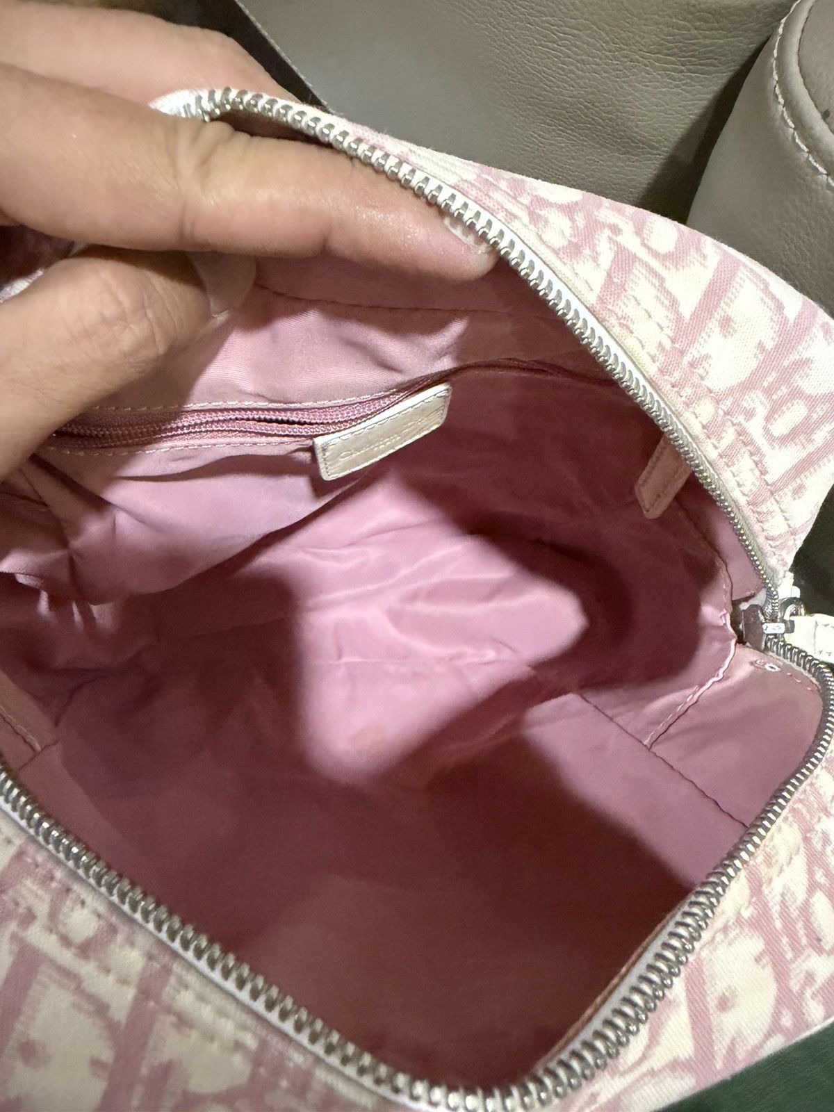 Dior Authentic Christian Dior Trotter Flower Applique Bag Size ONE SIZE - 20 Thumbnail