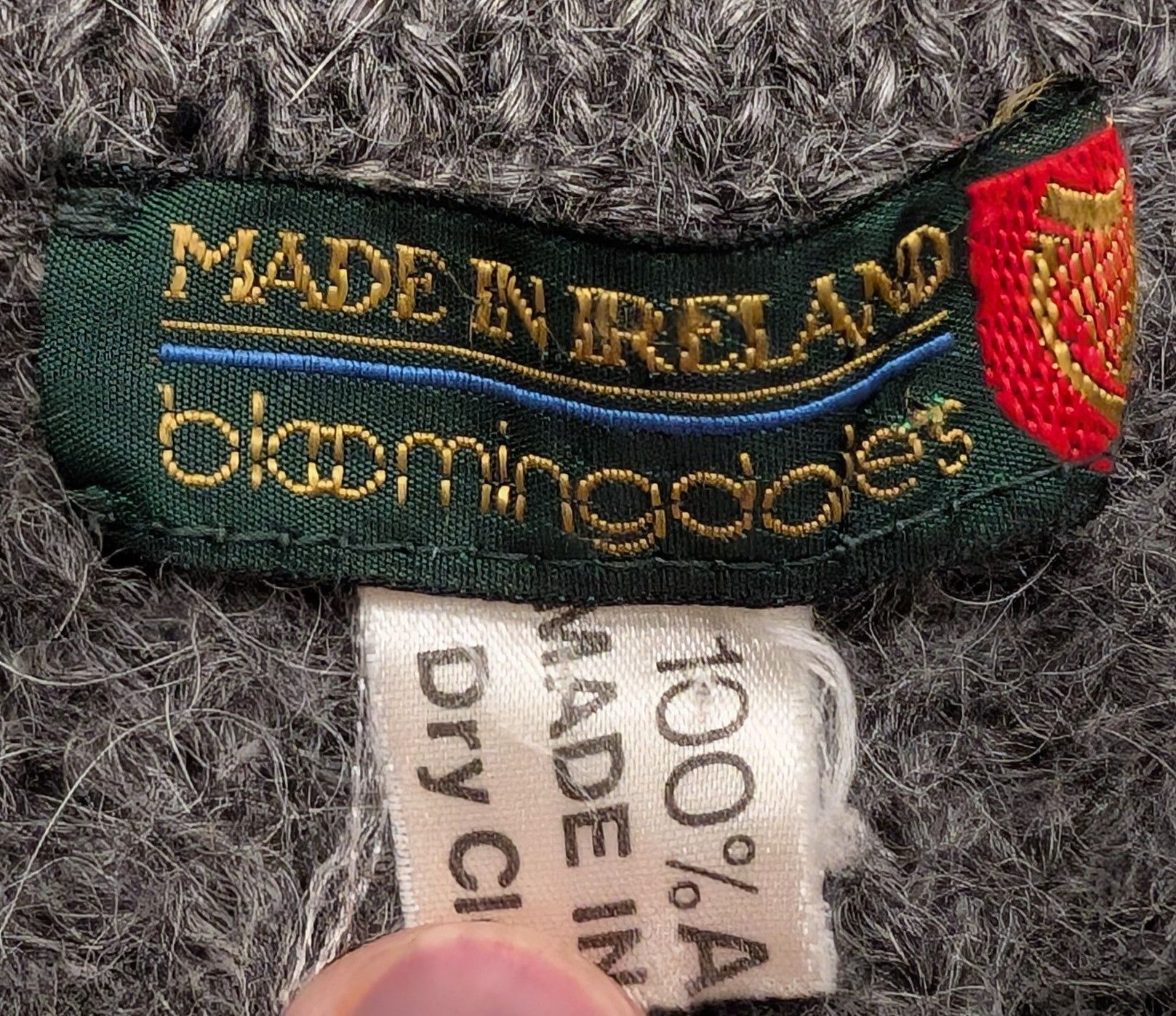 Bloomingdale's VTG Bloomingdale's 100% Alpaca Fisherman Sweater Size S/M Size US S / EU 44-46 / 1 - 3 Thumbnail