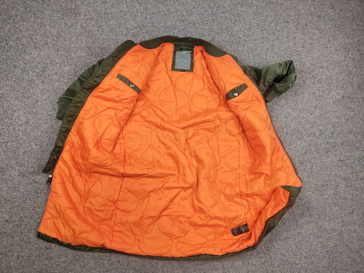Alpha Industries Alpha Industries MA-1 Long green Military Bomber Jacket Size US M / EU 48-50 / 2 - 12 Thumbnail