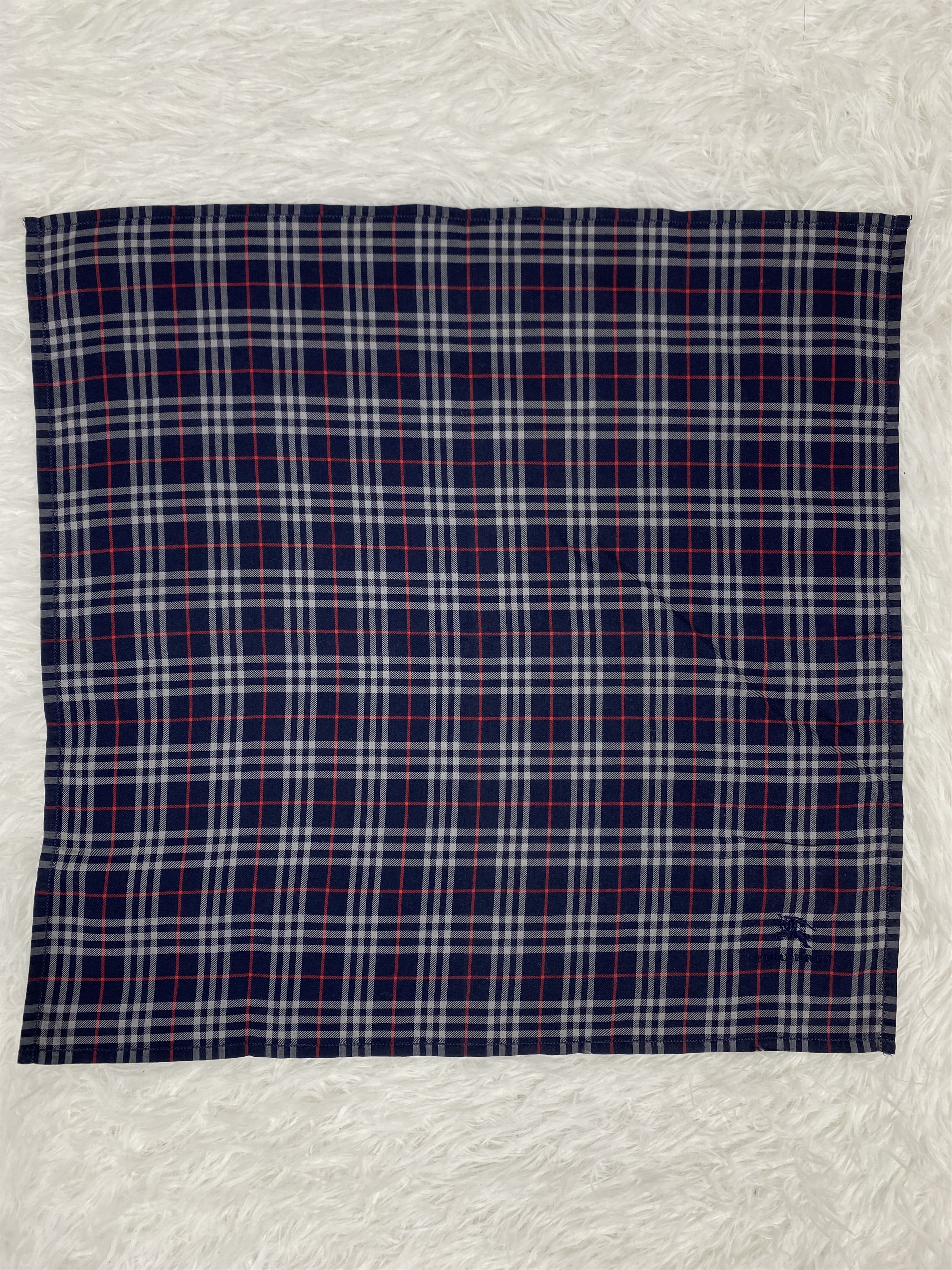 Burberry × Vintage Vintage Burberry Handkerchief PH0057 Size ONE SIZE - 5 Thumbnail