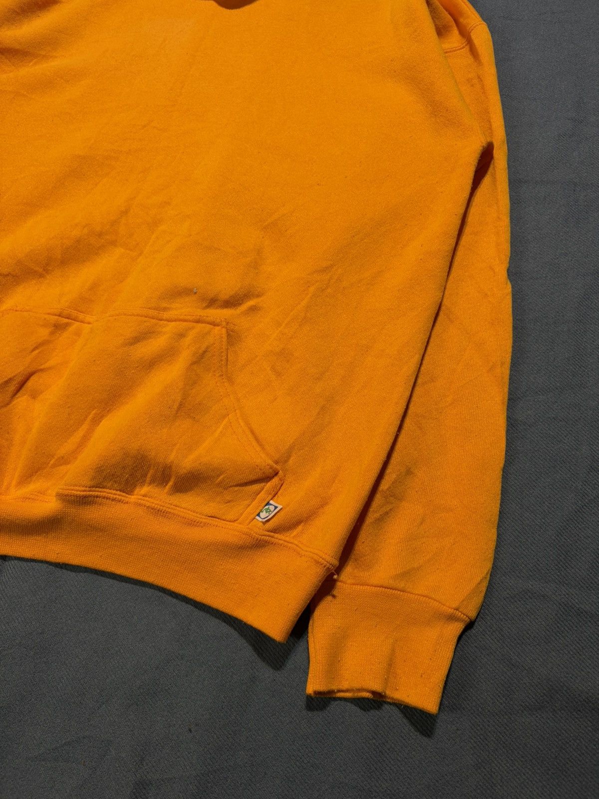 Vintage VINTAGE Discus Athletic Sweatshirt Mens Mustard Orange Size US L / EU 52-54 / 3 - 2 Thumbnail