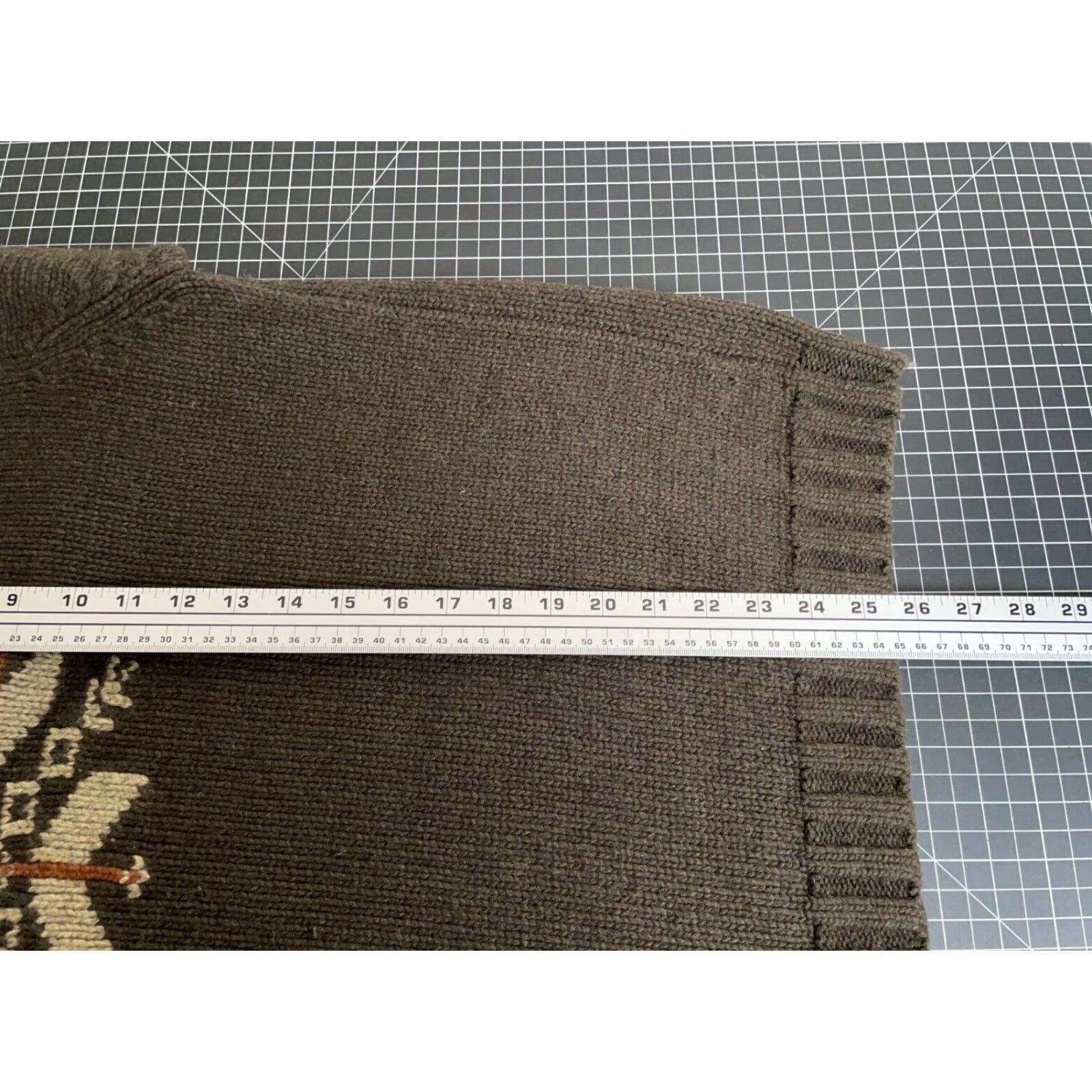 Abercrombie & Fitch VINTAGE Abercrombie & Fitch Sweater Men XL Olive Green Snowflake Pattern Wool Knit Pullover Crew Neck Long Sleeve Heavyweight 90s Preppy Retro Casual Size US XL / EU 56 / 4 - 6 Thumbnail