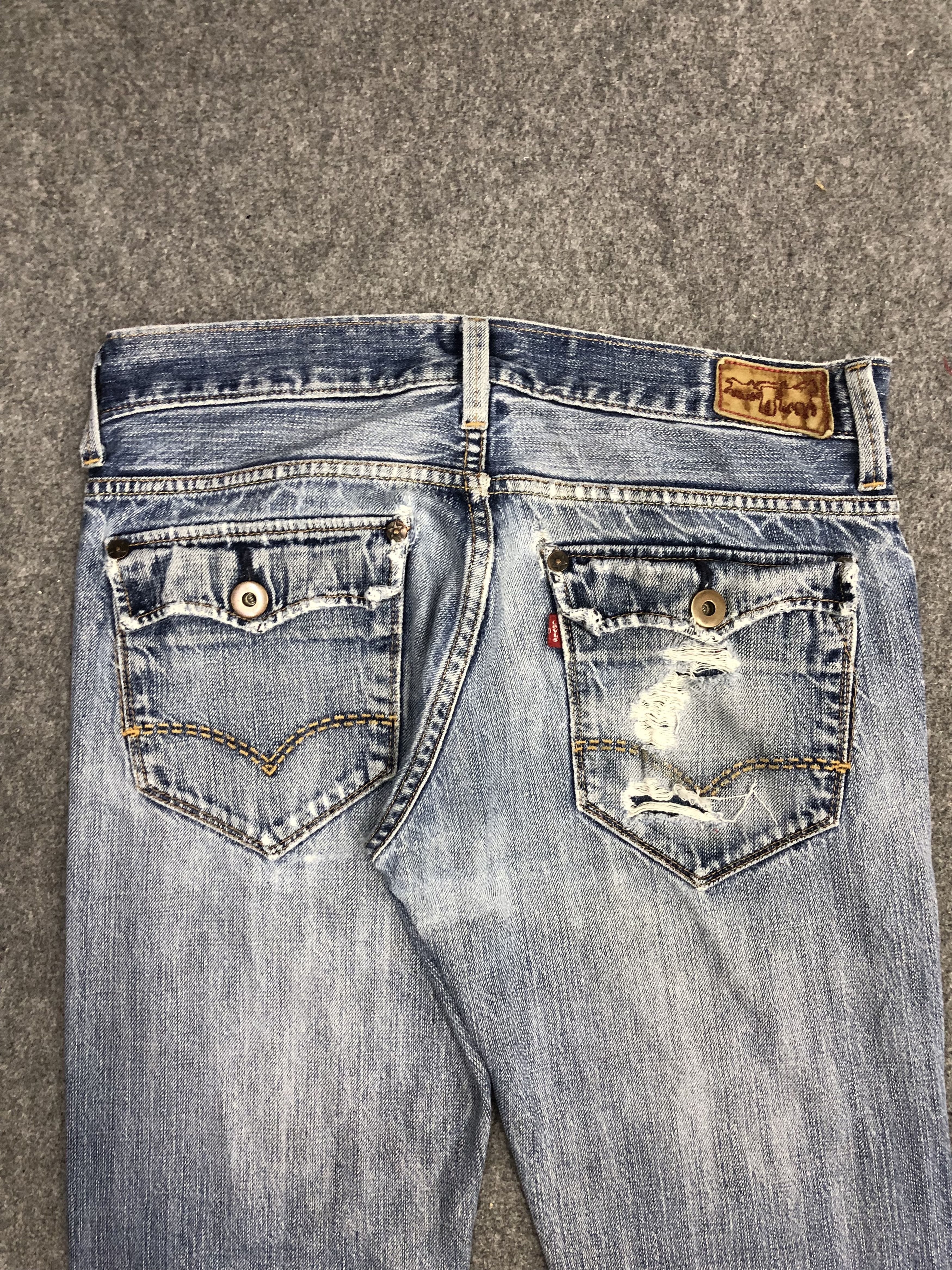 Levi's Vintage Levis Light Wash Denim DP1323 Size US 34 / EU 50 - 4 Thumbnail