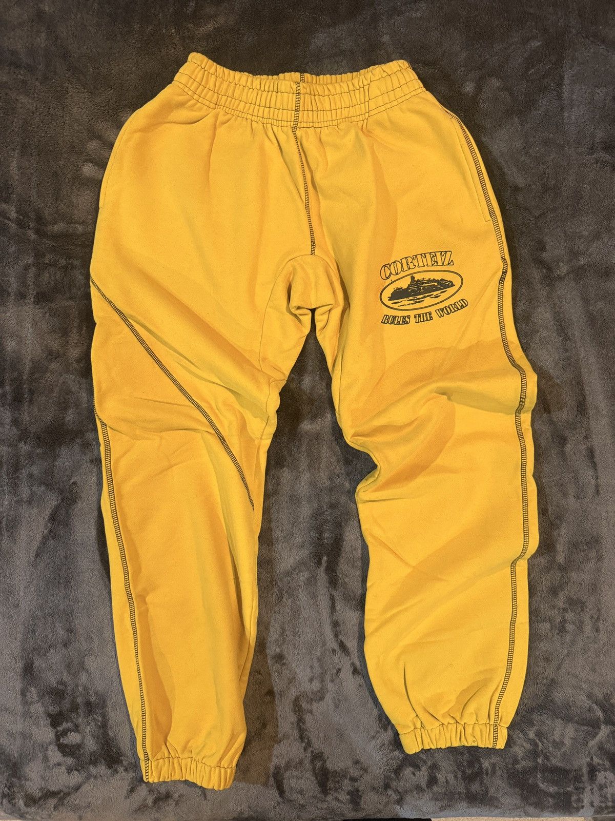 Corteiz Corteiz Alcatraz Yellow Joggers Size US 30 / EU 46 - 1 Thumbnail