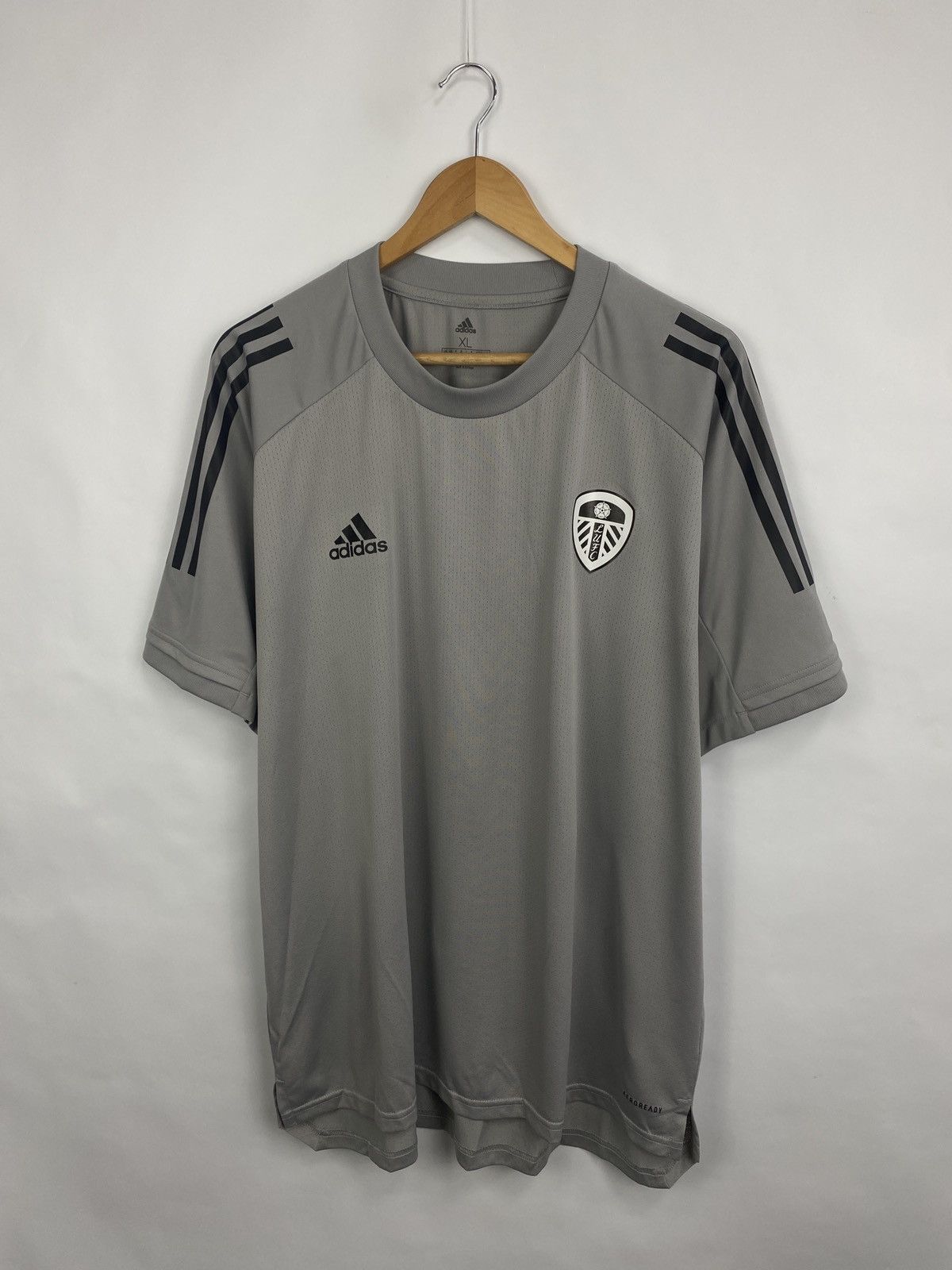 Adidas 🏴󠁧󠁢󠁥󠁮󠁧󠁿 Y2K 2020 Adidas Leeds United LUFC Soccer Jersey Blokecore Size US XL / EU 56 / 4 - 3 Thumbnail