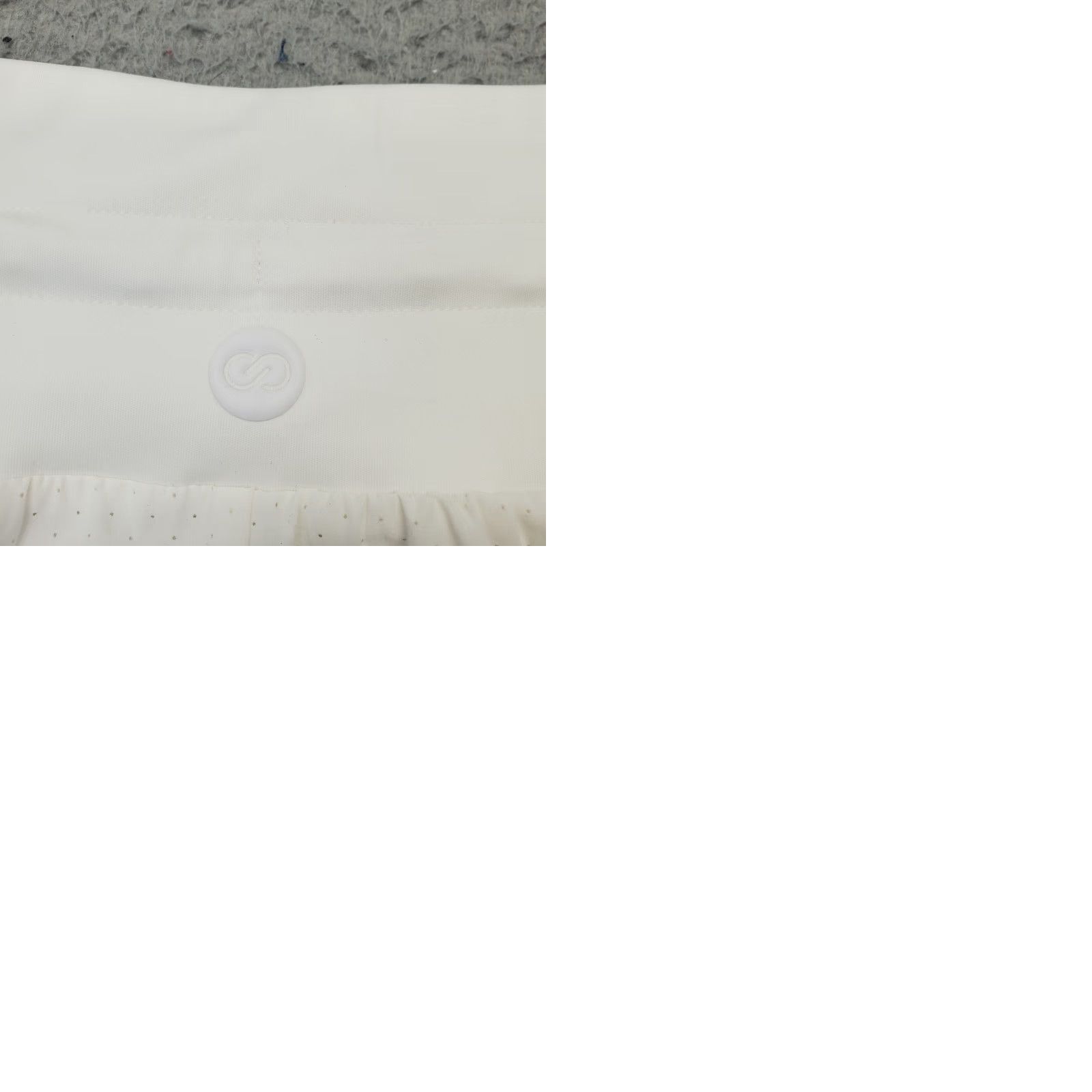 Vintage CALIA Womens XXL White Knit Waistband Shorts High-Rise Relaxed Fit Performance Size 40" / US 18 - 9 Thumbnail