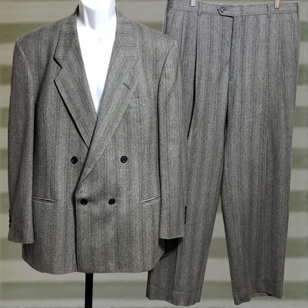 Pierre Cardin VINTAGE Pierre Cardin 2pc Suit Gray Stripe 100% Wool Double Breast 44R Men Size 44R - 1 Thumbnail