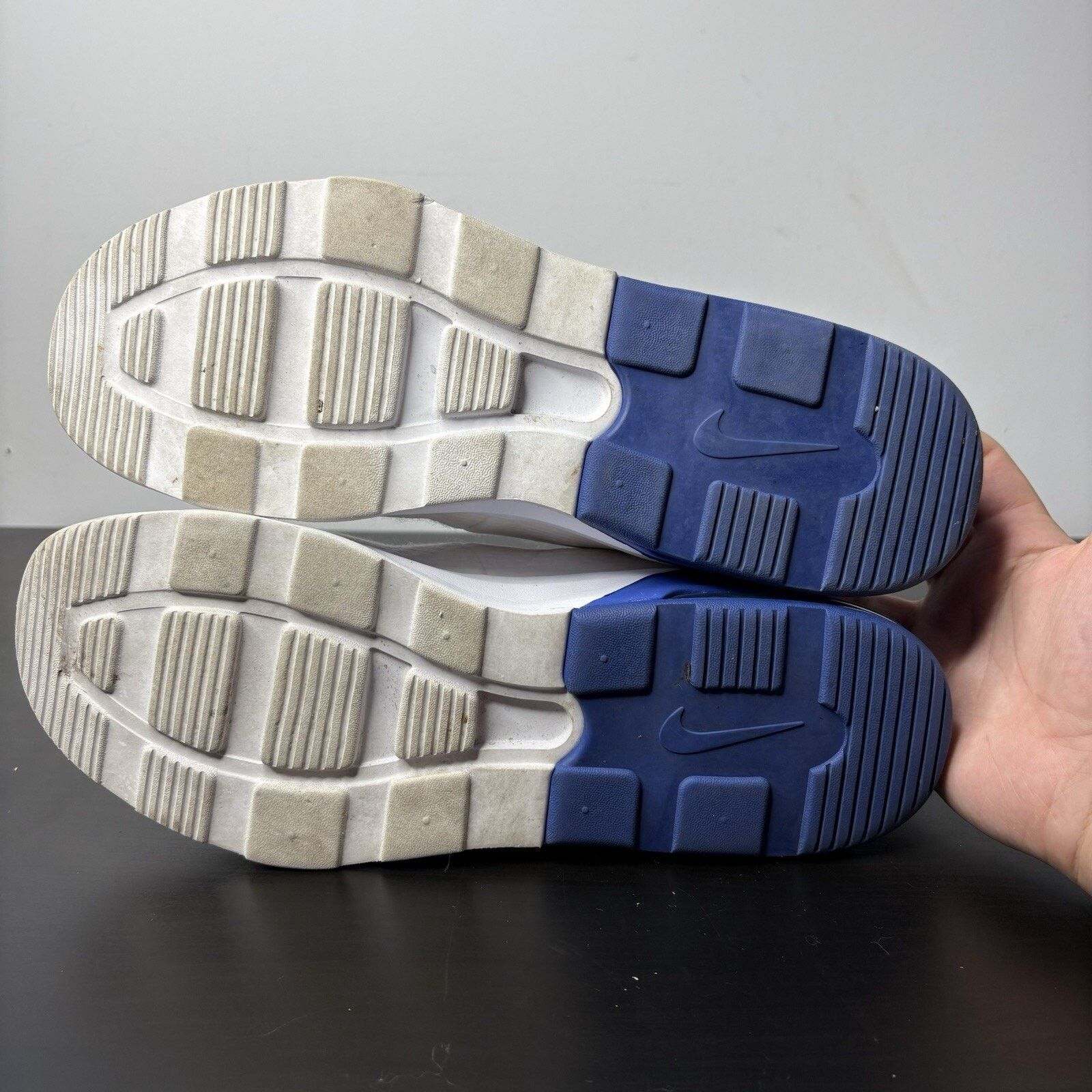Nike Size 11.5 - Nike Air Max Motion 2 White Game Royal Size US 11.5 / EU 44-45 - 7 Thumbnail