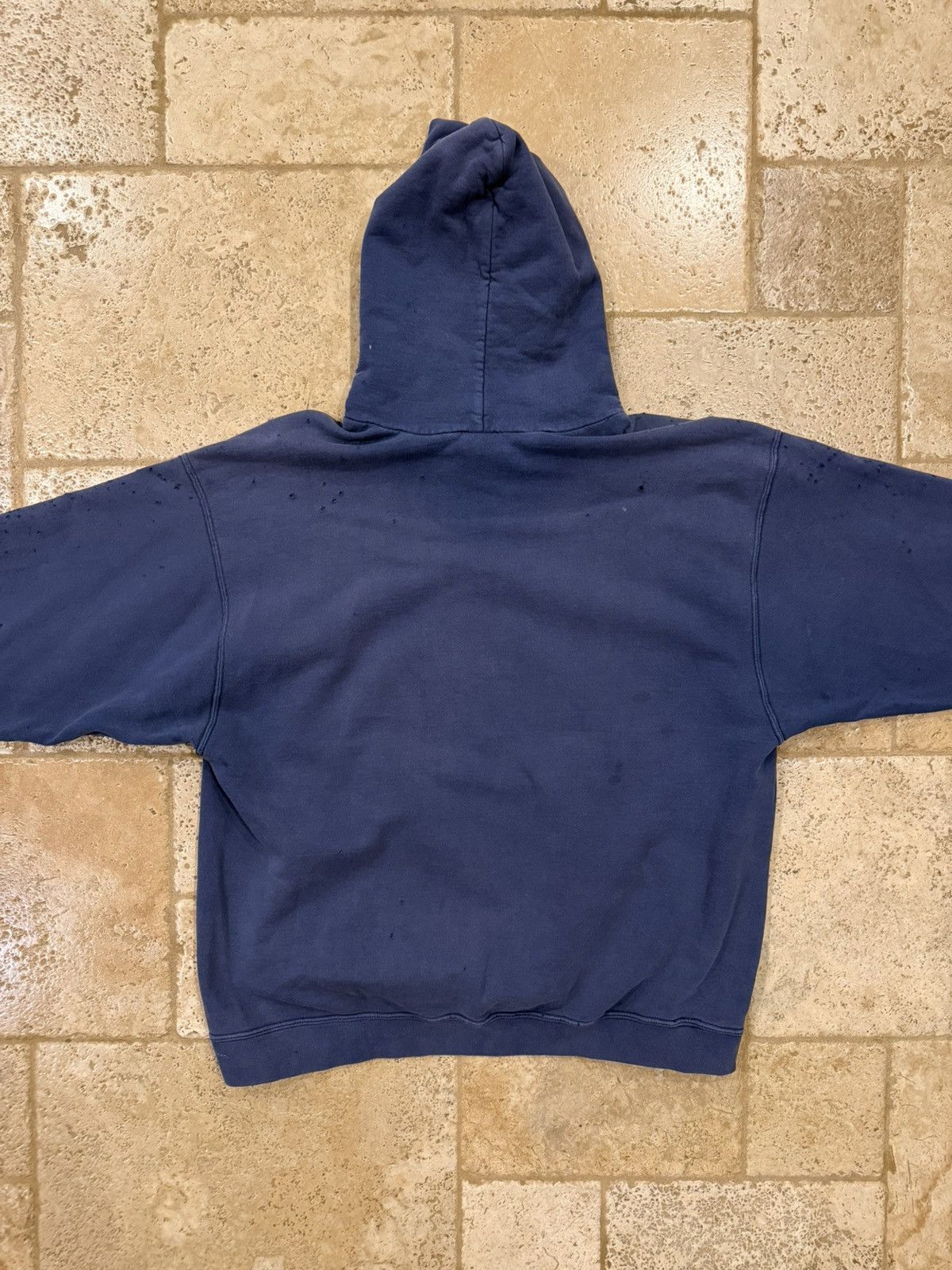 Nike Vintage Nike 90’s Thrashed Distressed Faded Blue Hoodie Size US XL / EU 56 / 4 - 10 Thumbnail