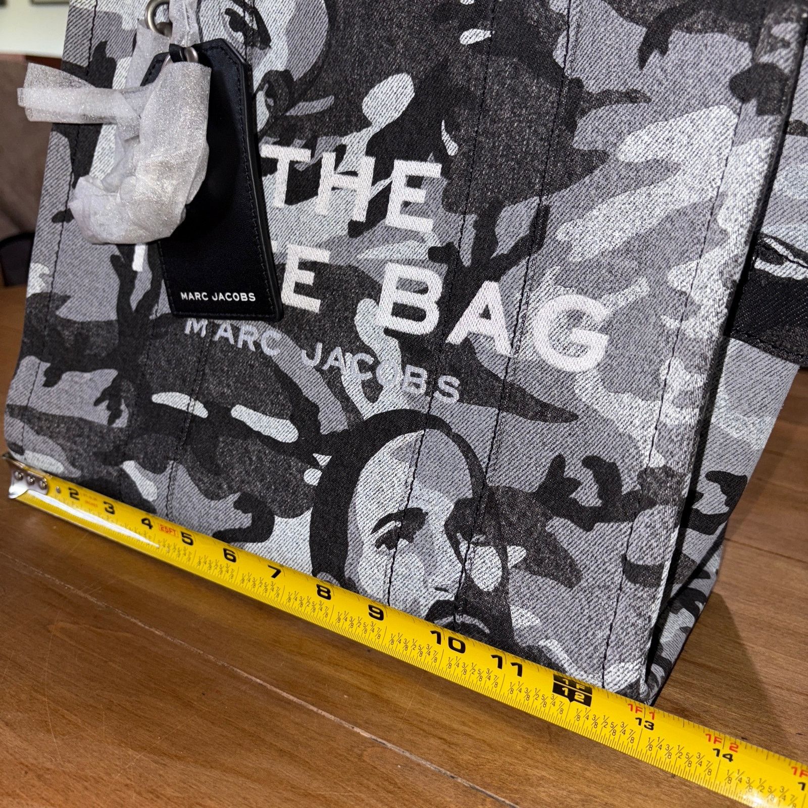 Marc Jacobs NWT Marc Jacobs The Camo Jacquard Large Tote Bag Grey Camo Size ONE SIZE - 6 Thumbnail