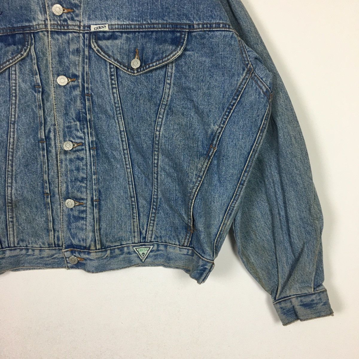 Guess Vintage Guess Classic Style Leather Collar Denim Jacket Size US L / EU 52-54 / 3 - 3 Thumbnail