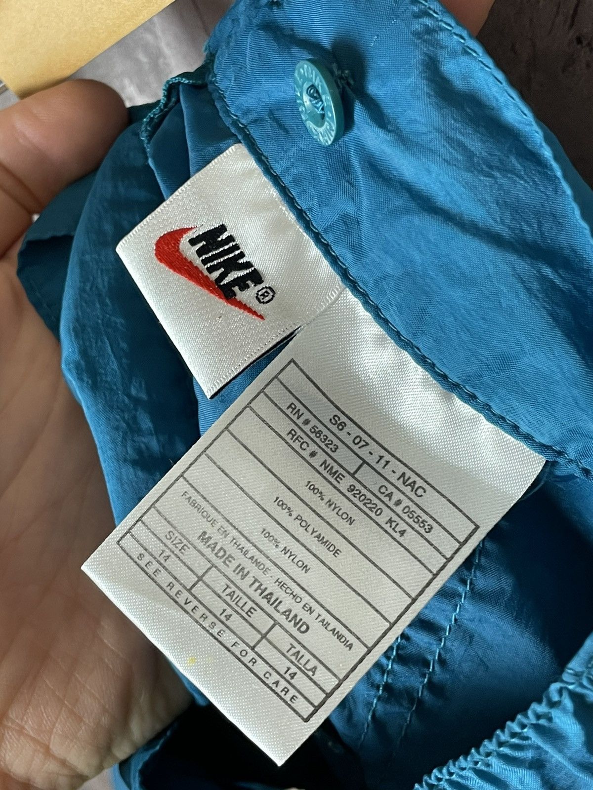 Nike × Vintage Vintage Y2K NIKE SWOOSH FLARED SPORTS Tennis Skirt 90s Style Size 36" / US 14 / IT 50 - 6 Thumbnail