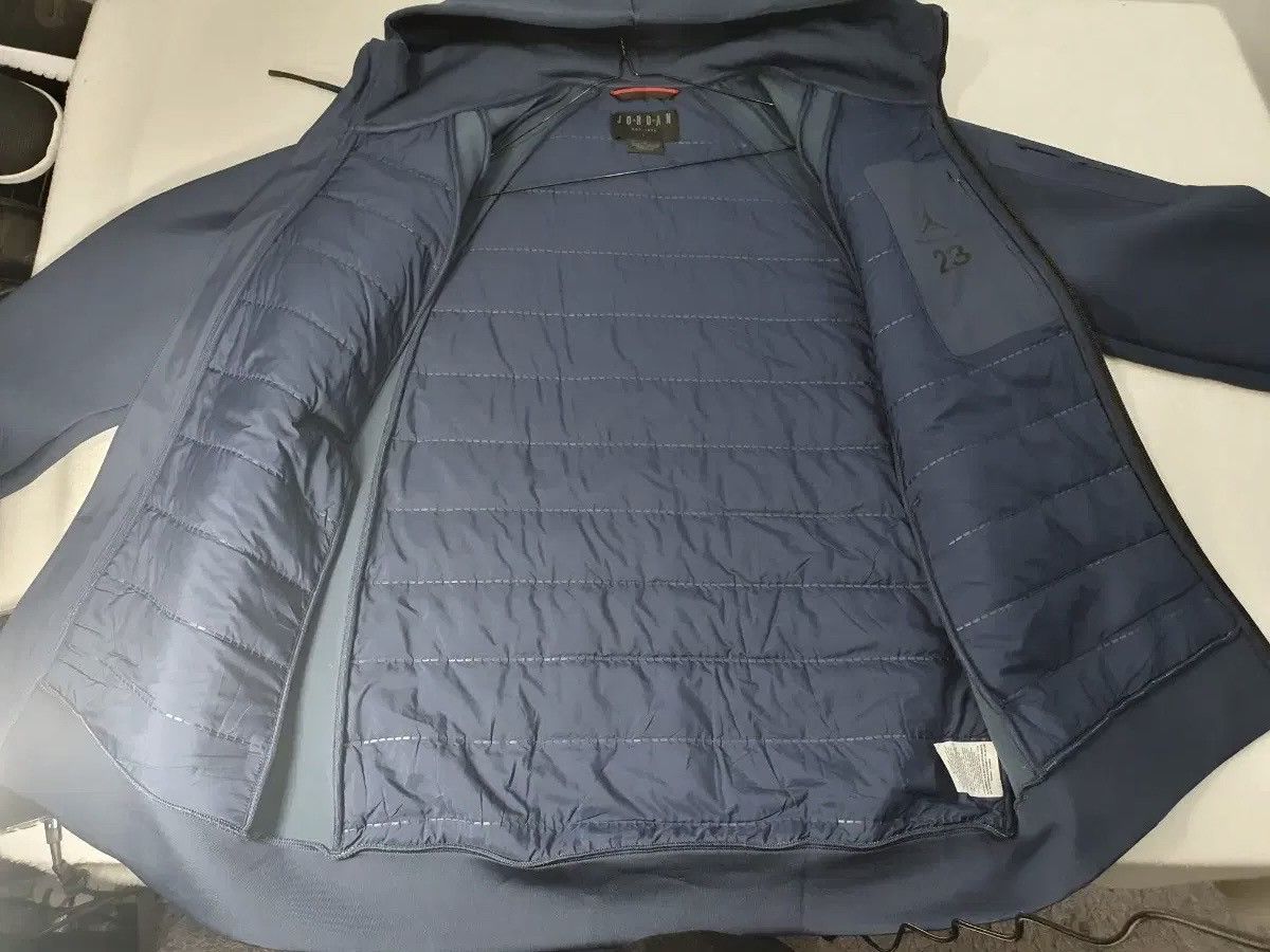 Other Jordan Flight Tech Shield Hoodie Jacket Navy L 883983-410 Size US L / EU 52-54 / 3 - 6 Thumbnail