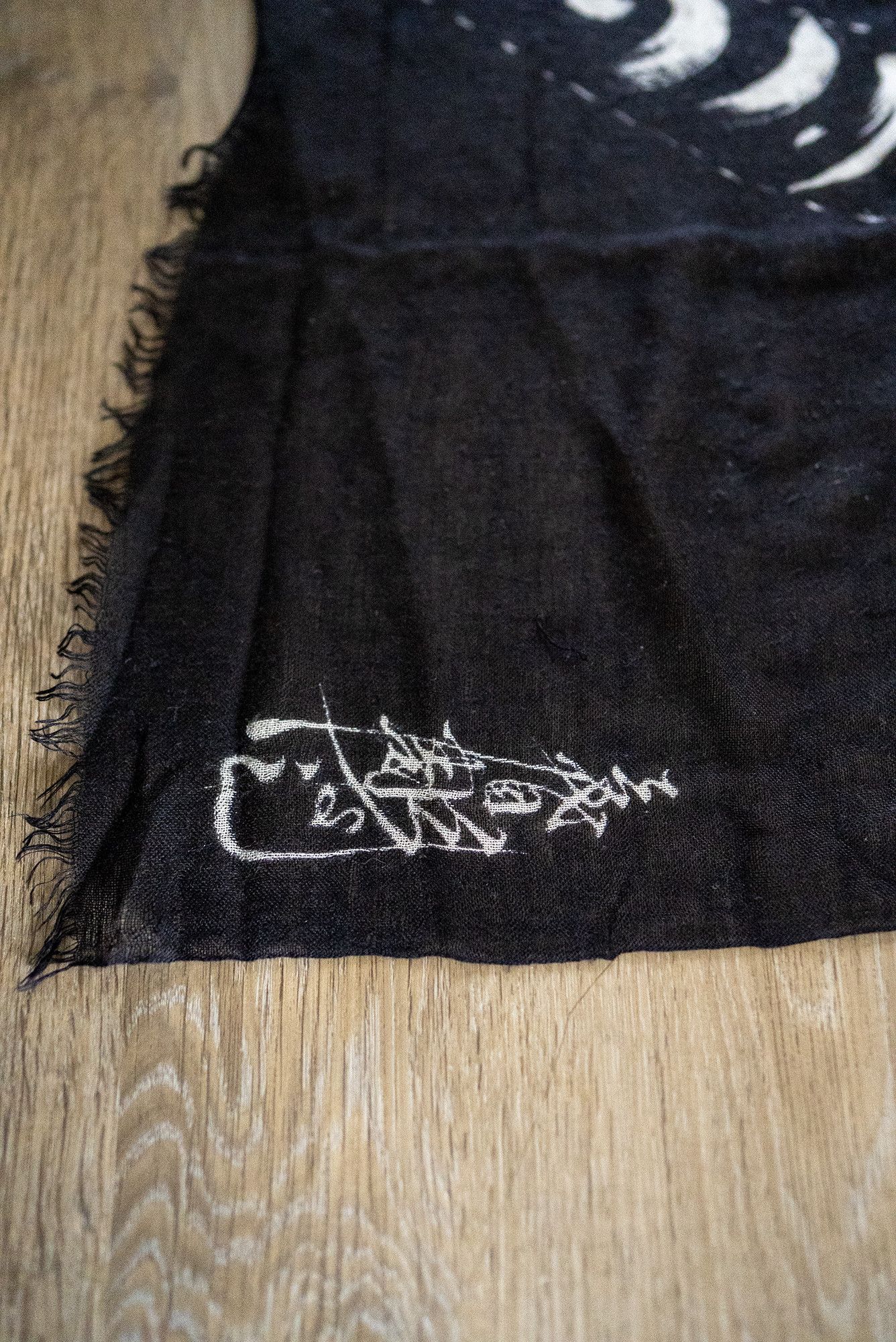 Vintage Horiyoshi the Third Cashmere-Blend Tiger Scarf – FW10 Size ONE SIZE - 9 Thumbnail