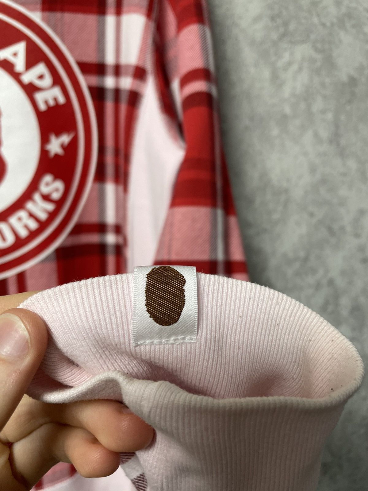Bape Bape Check Gift Busy Works Sweatshirt Crewneck A Bathing Ape Size US M / EU 48-50 / 2 - 11 Thumbnail