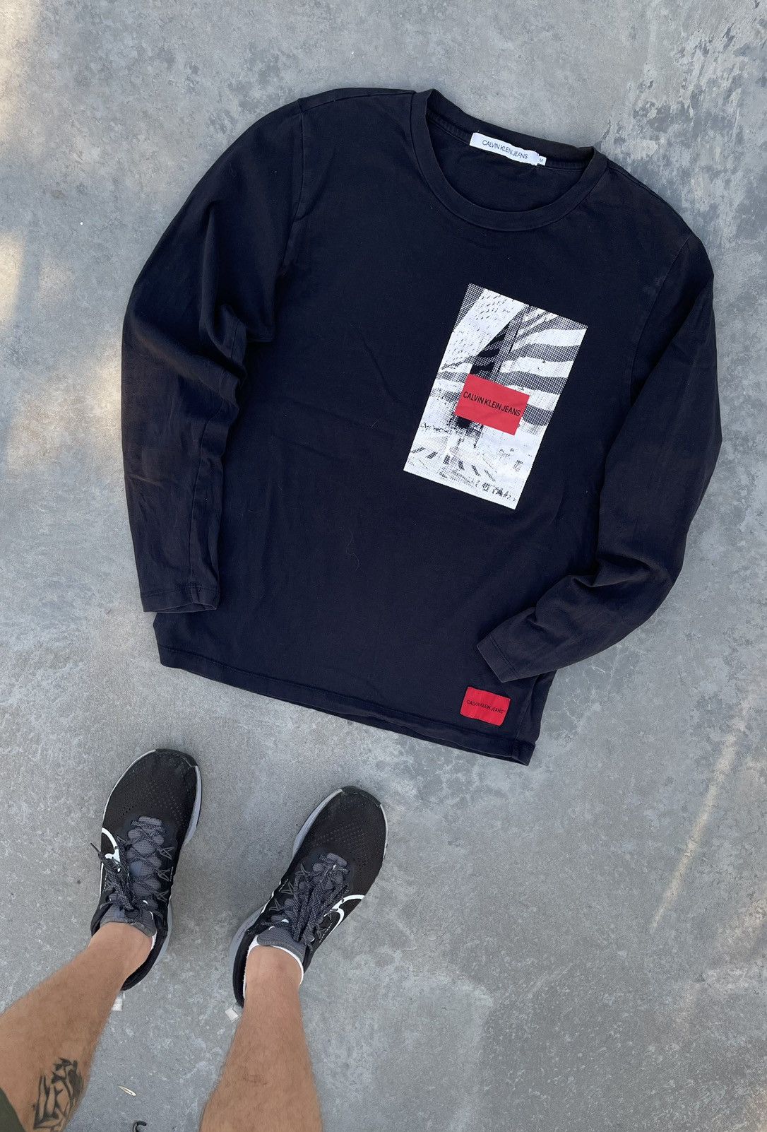 Calvin Klein × Vintage Calvin Klein Y2K Long Sleeve Shirt Tee Small City Logo Size US M / EU 48-50 / 2 - 1 Thumbnail