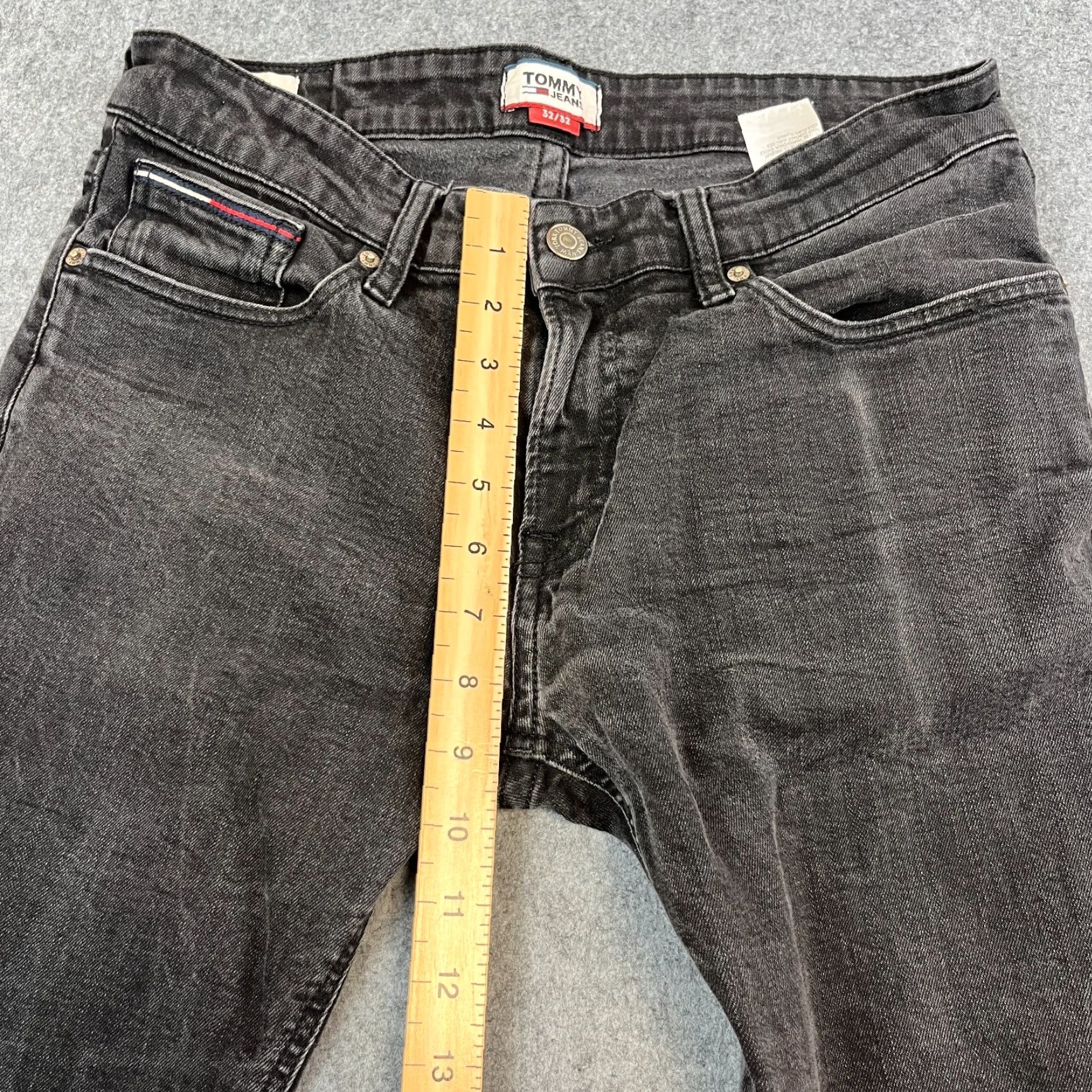 Tommy Hilfiger Tommy Hilfiger Mens Jeans Slim Fit 32 32 Dark Wash Black Stretch Faded Logo Jeans Size US 32 / EU 48 - 6 Thumbnail