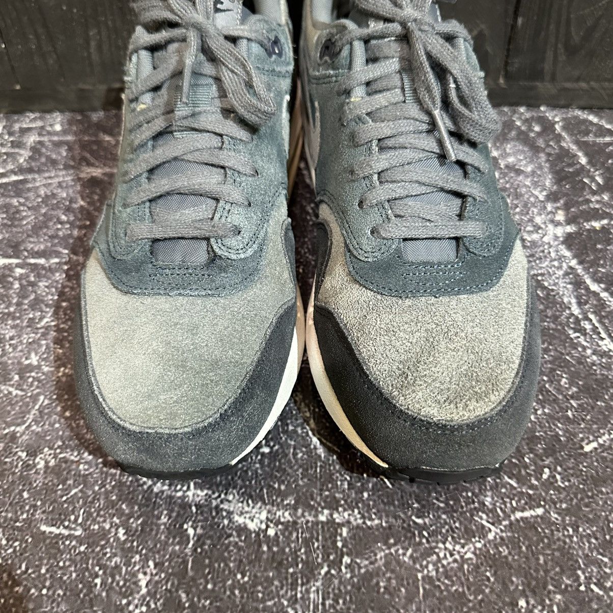 Nike NIKE AIR MAX Armory State Men’s Suede Sneakers Size 41EU 8US Size US 8 / EU 41 - 5 Thumbnail