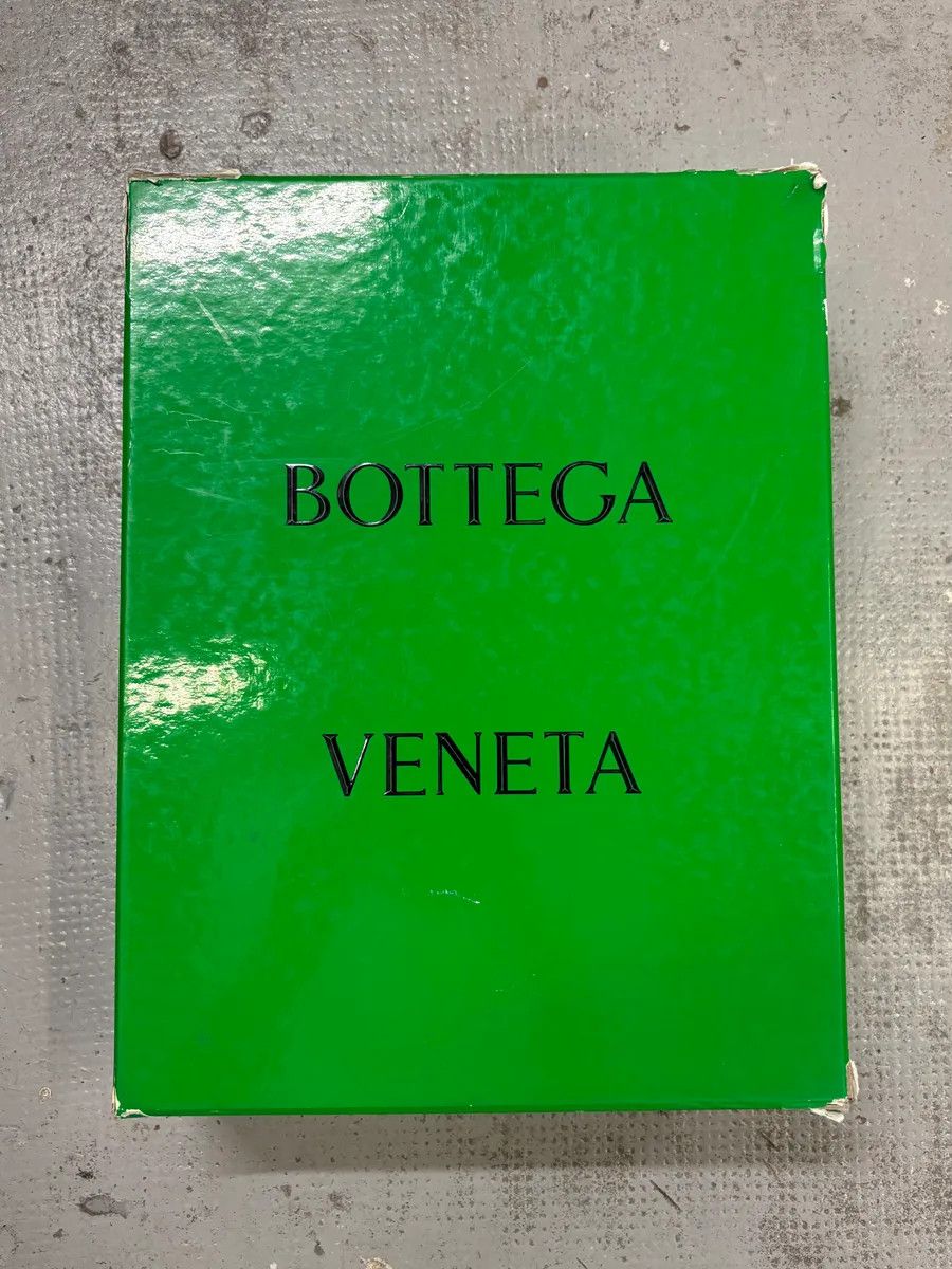 Bottega Veneta Bottega Veneta Black Paddle Angle Rubber Grass Boots Size US 7 / EU 40 - 10 Thumbnail