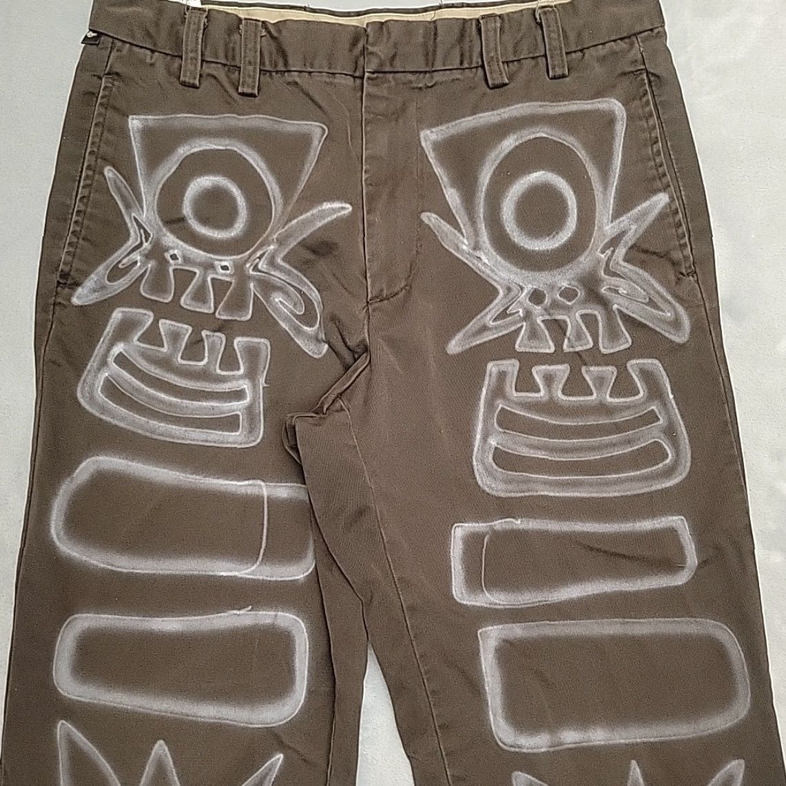 Dockers Hand Painted Tiki Pants Mens 34x34 Brown Chino Tribal Art Surf Skater Graffiti DOCKERS Pants Mens 34 Brown Chino Art Surf Graffiti Twill Cotton Size US 34 / EU 50 - 3 Thumbnail