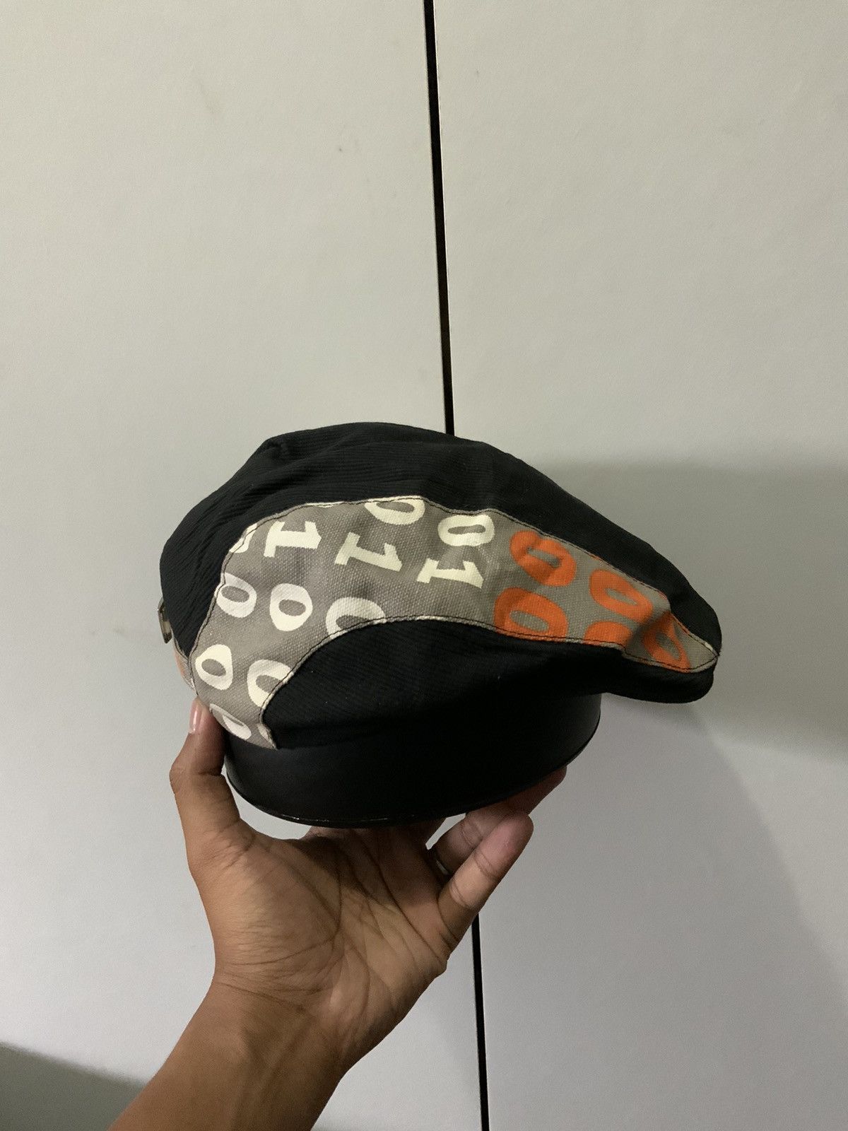 Hat Club Corduroi Black Numbers Flat Beretta Hat Size ONE SIZE - 4 Thumbnail