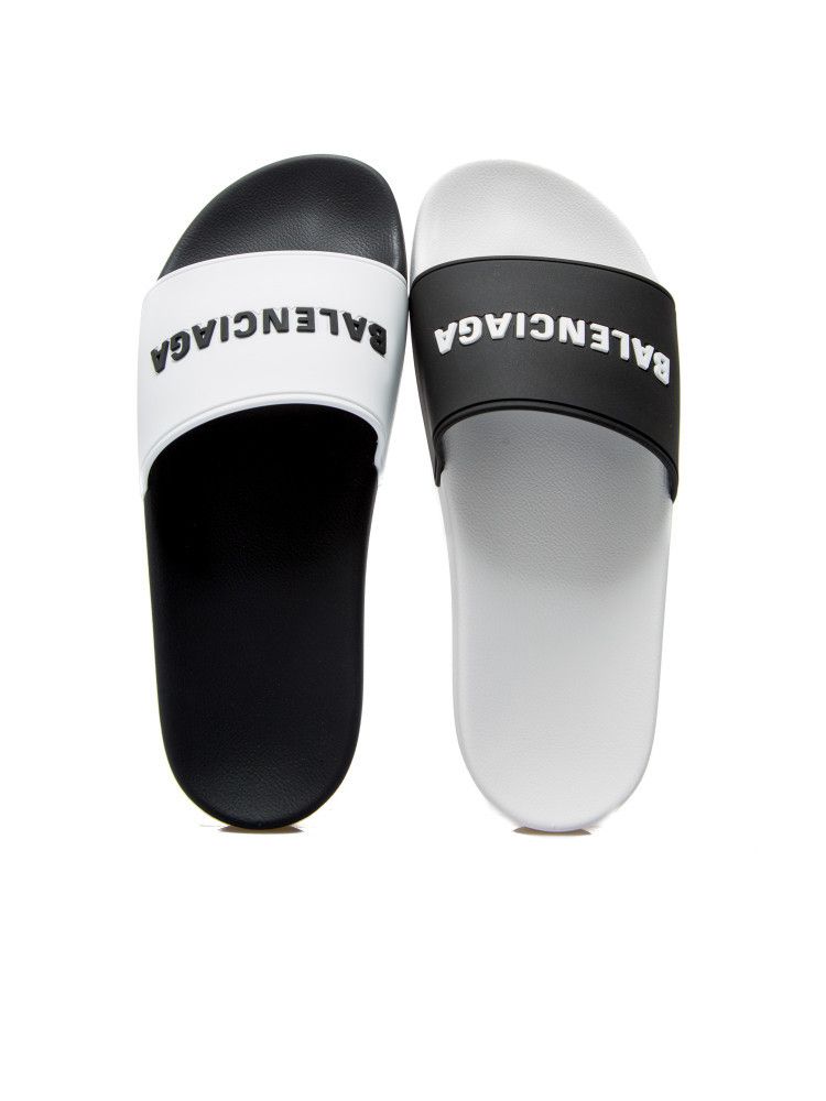 image of Balenciaga O1In1G0124 Pool Slide Sandal In White/black, Men's (Size 13)