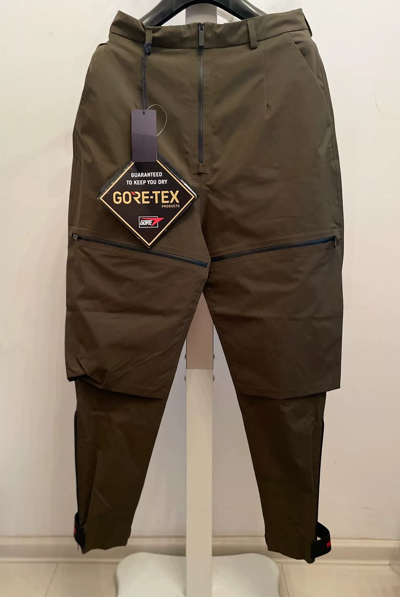 Prada Prada Nylon Utility Velcro Casual Pants Size US 32 / EU 48 - 1 Thumbnail